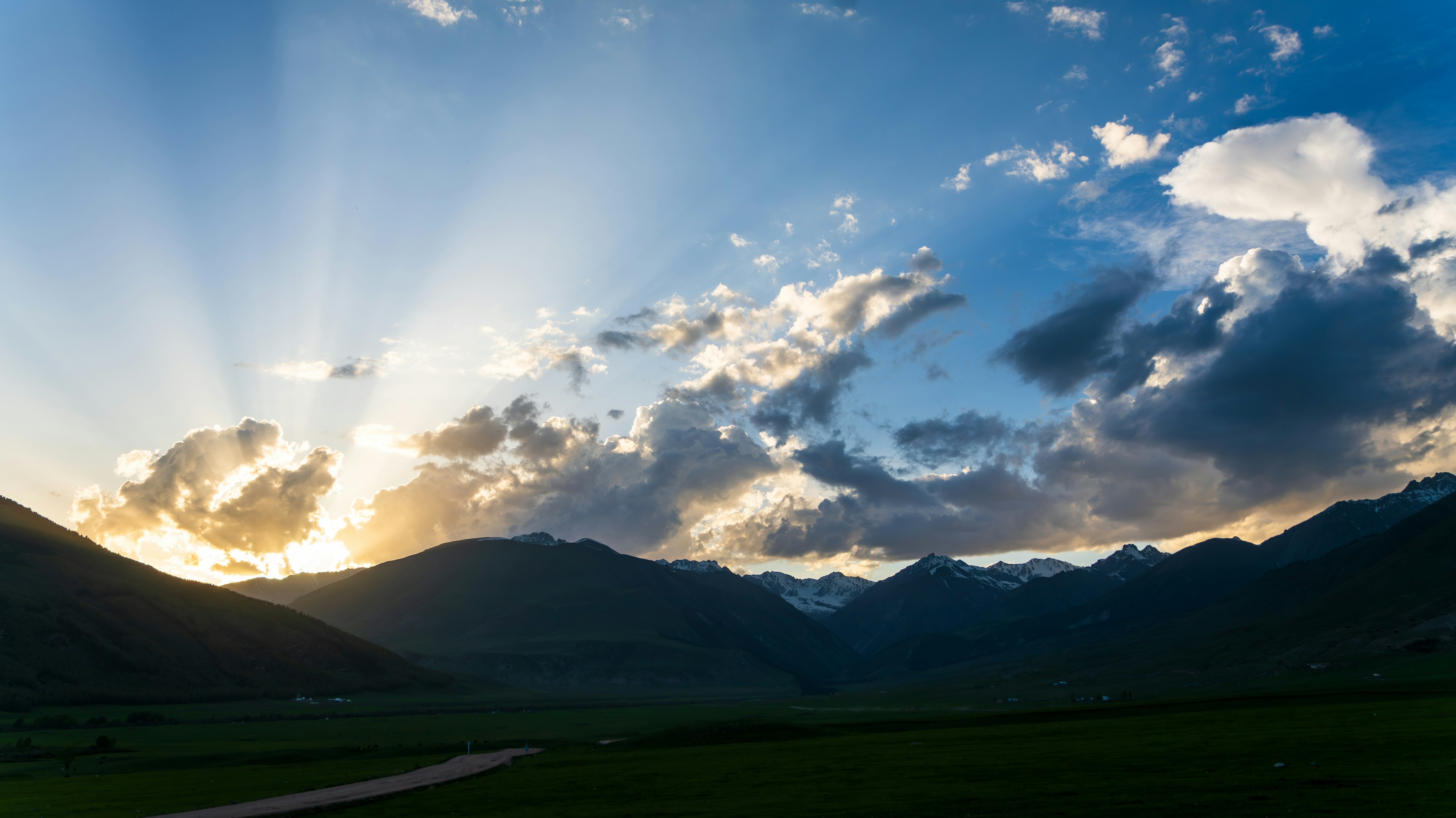 Photo by mishablinovv