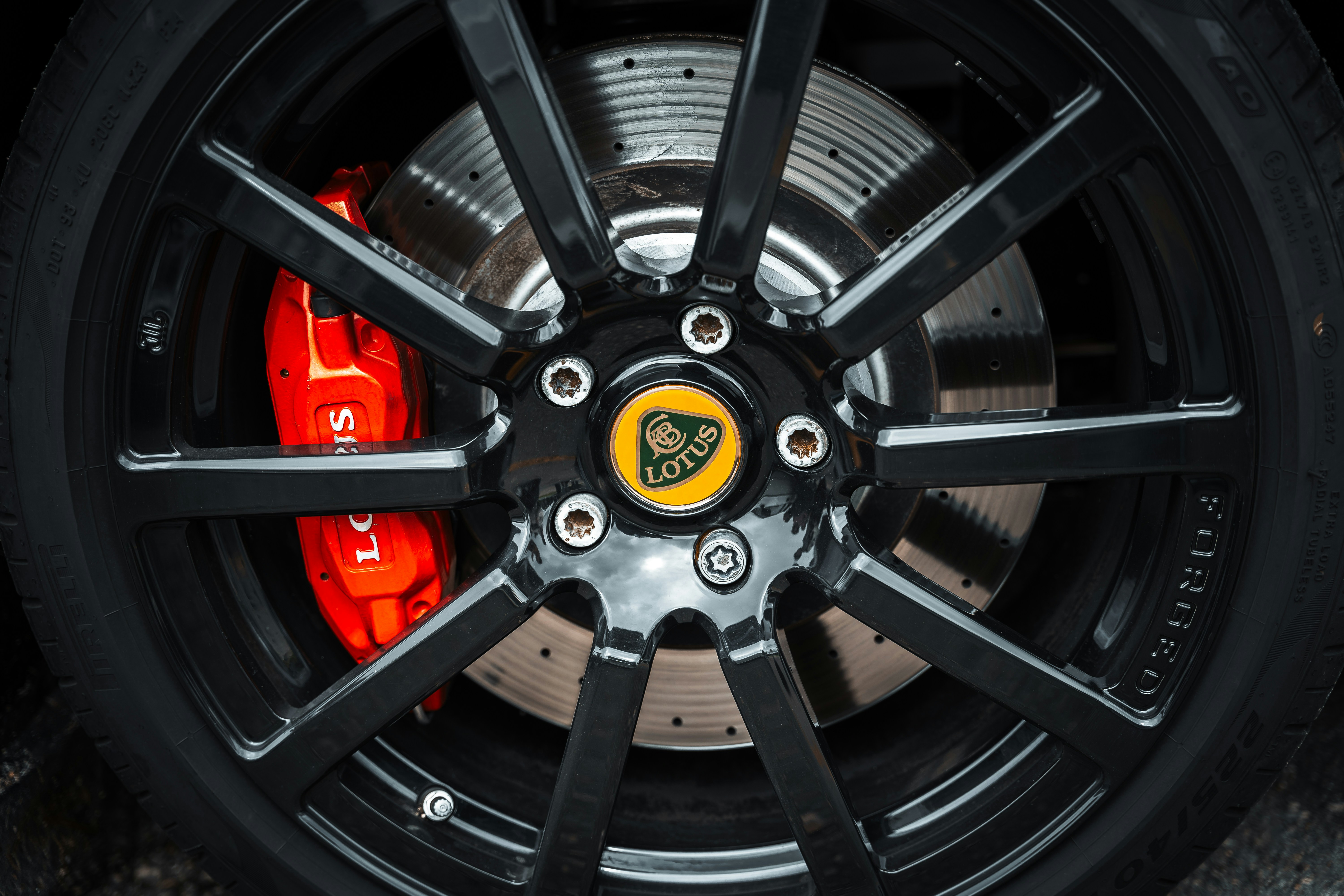 Lotus Cars sluit Europese hoofdkantoor in Amsterdam