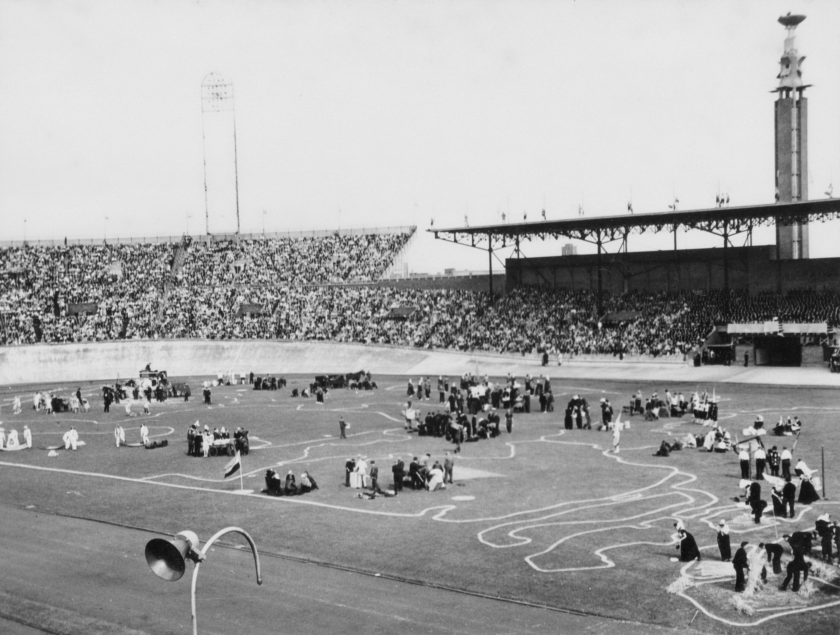 Photo by amsterdamcityarchives