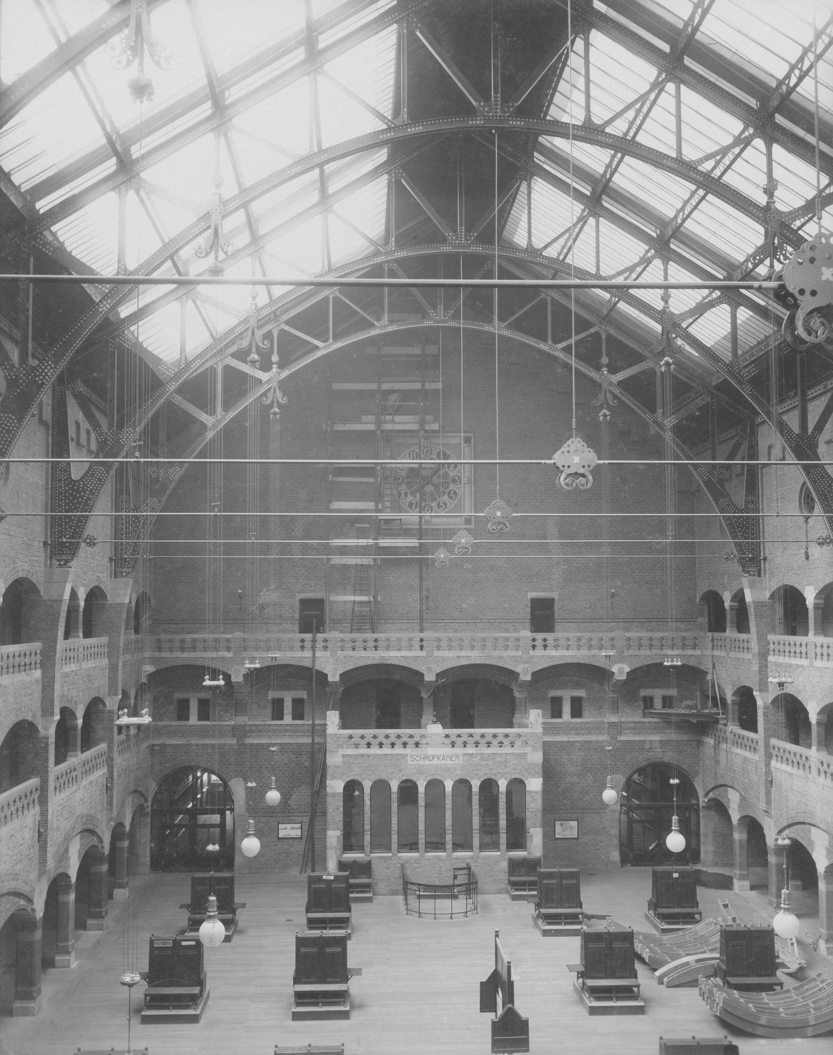 Photo by amsterdamcityarchives