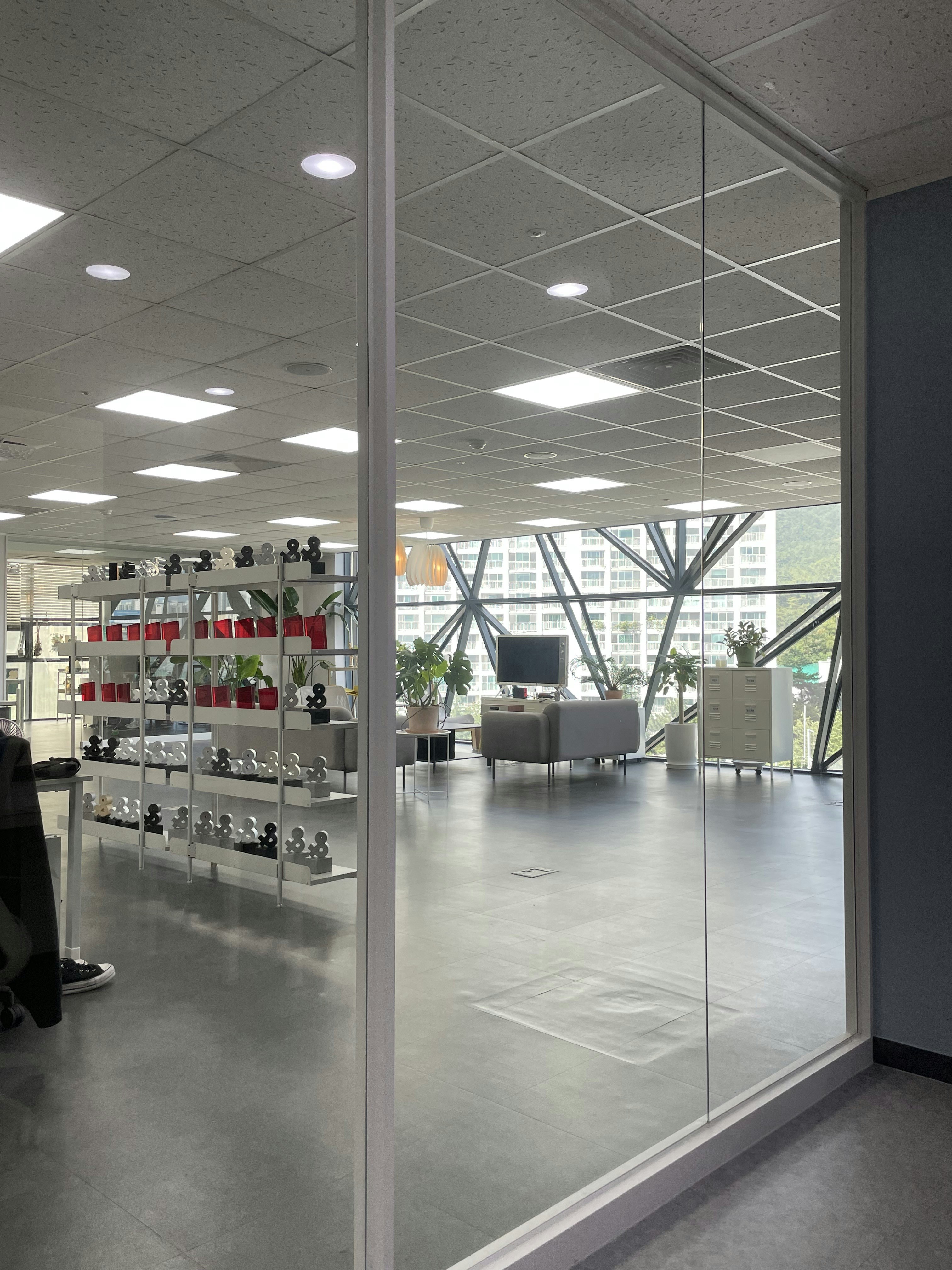 black and brown leather padded tub sofa