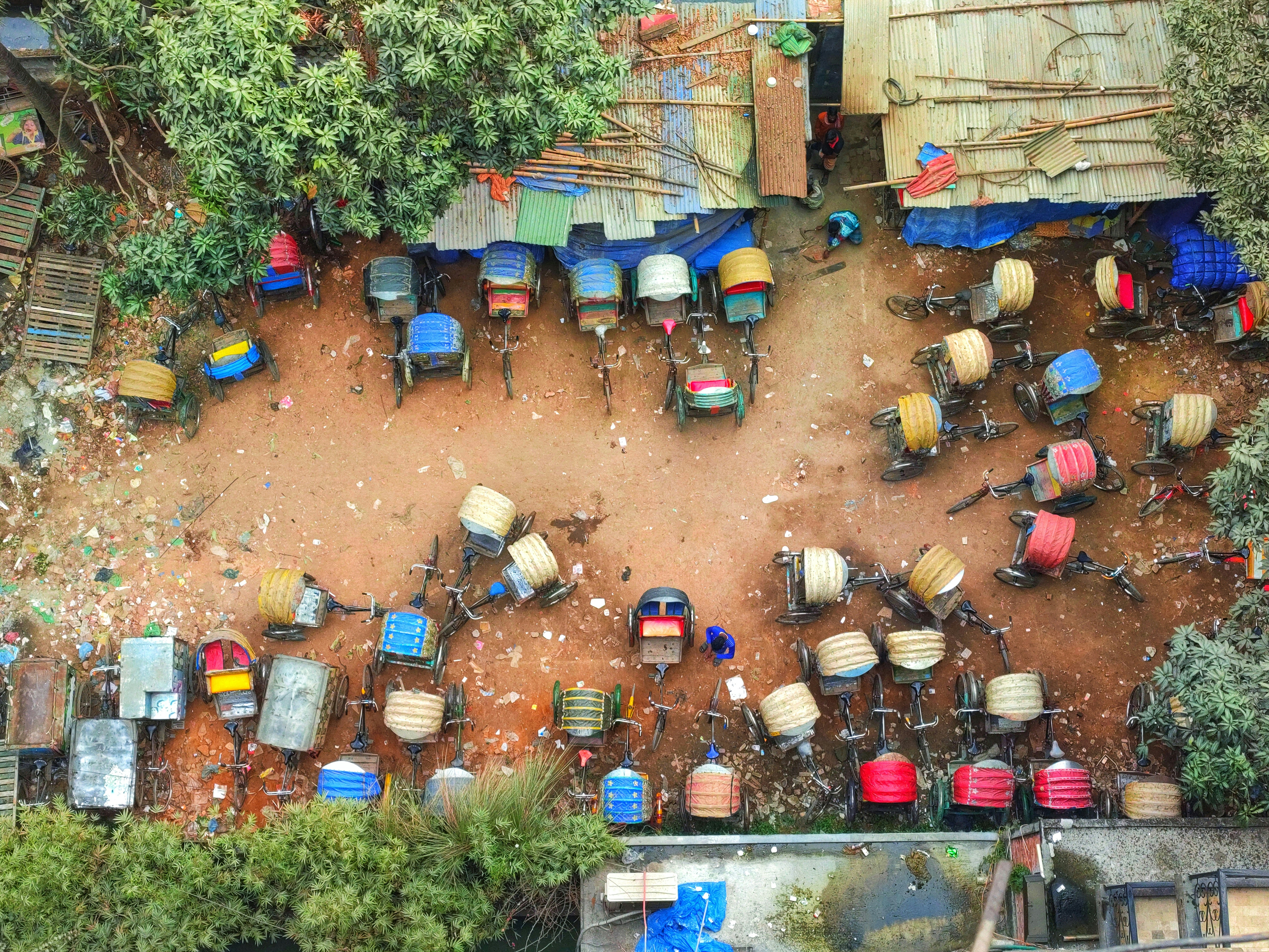 An aerial view of a group of tables and chairs