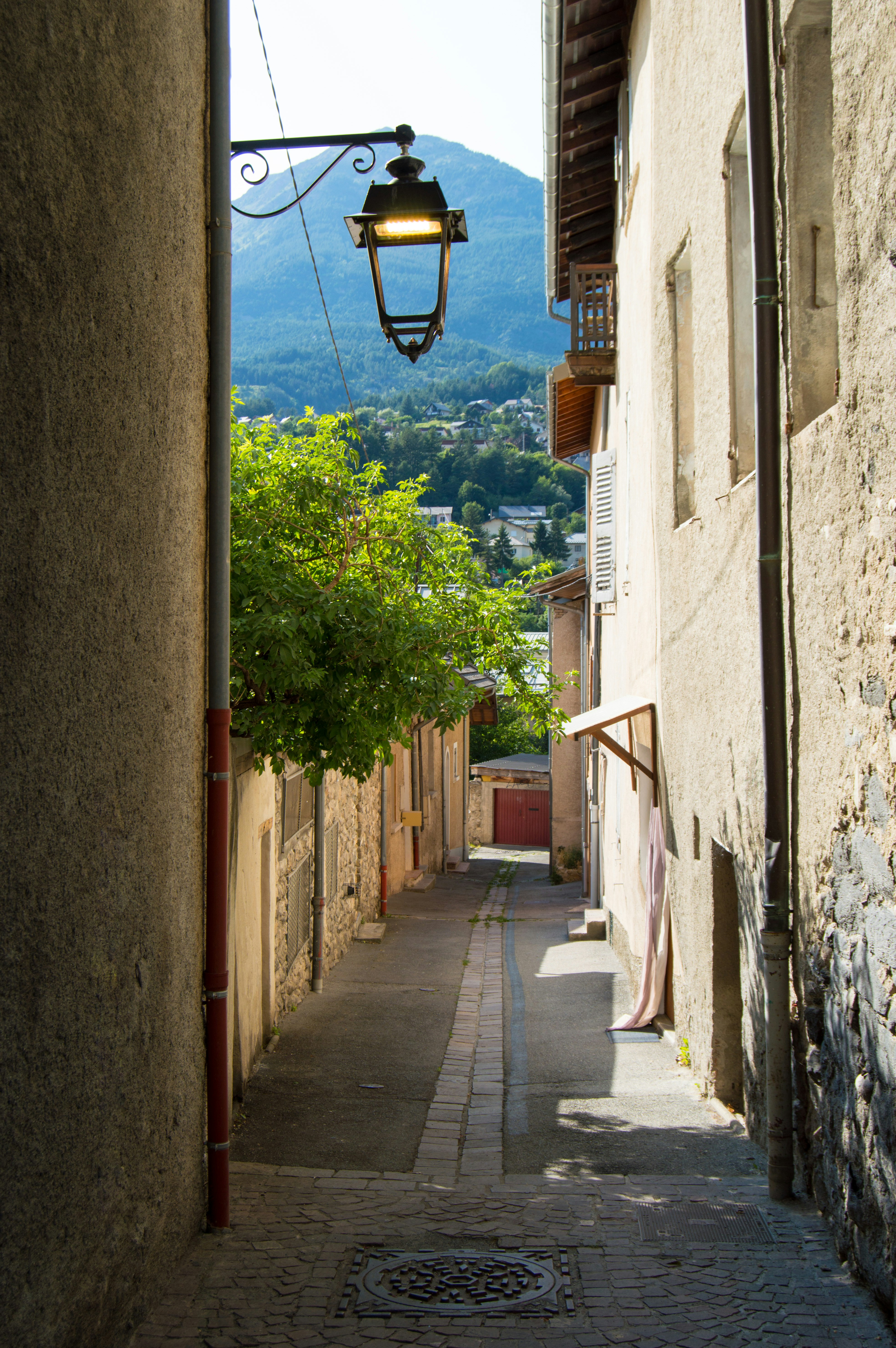 Photo by lucasgallone