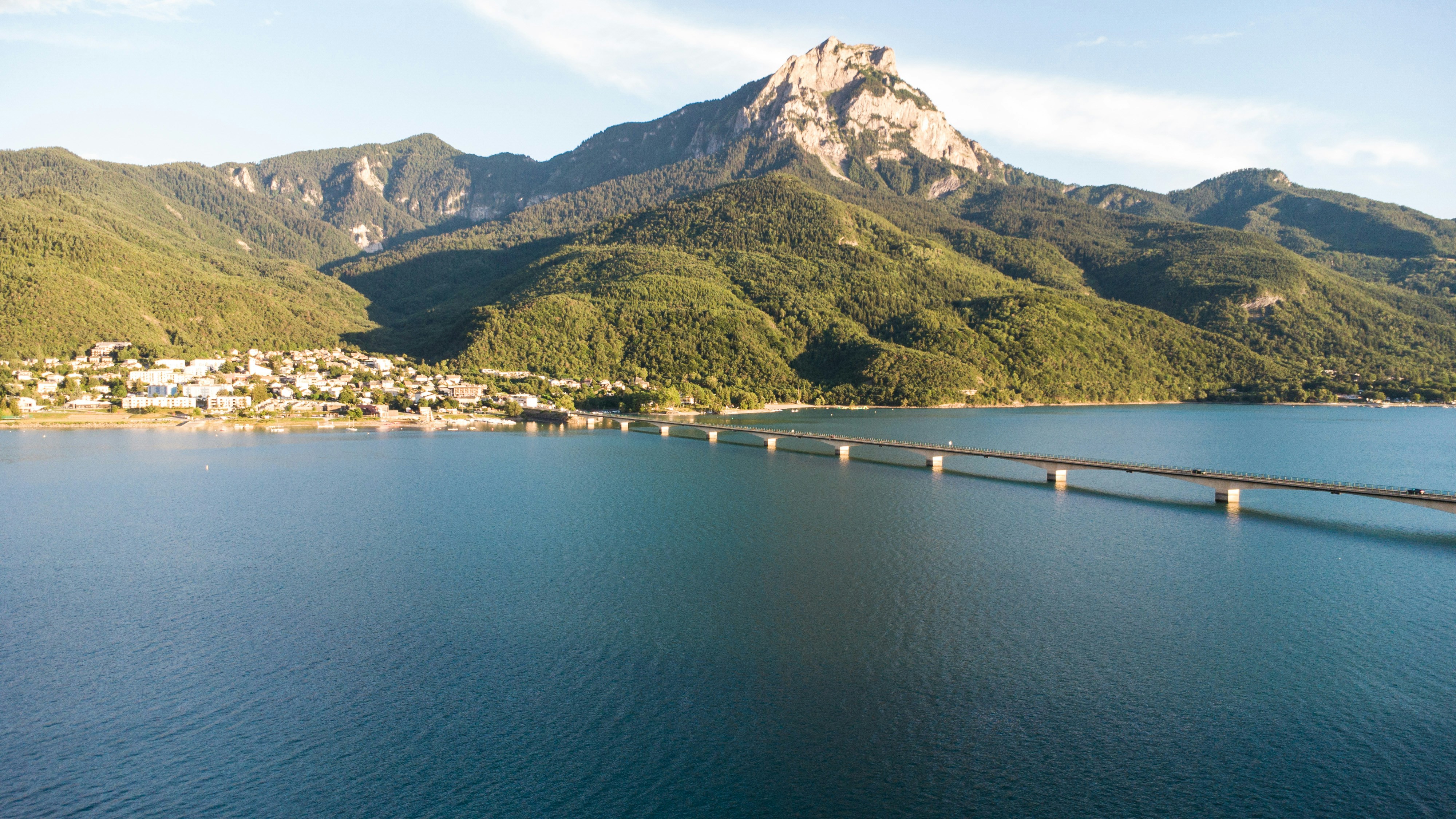 Photo by lucasgallone