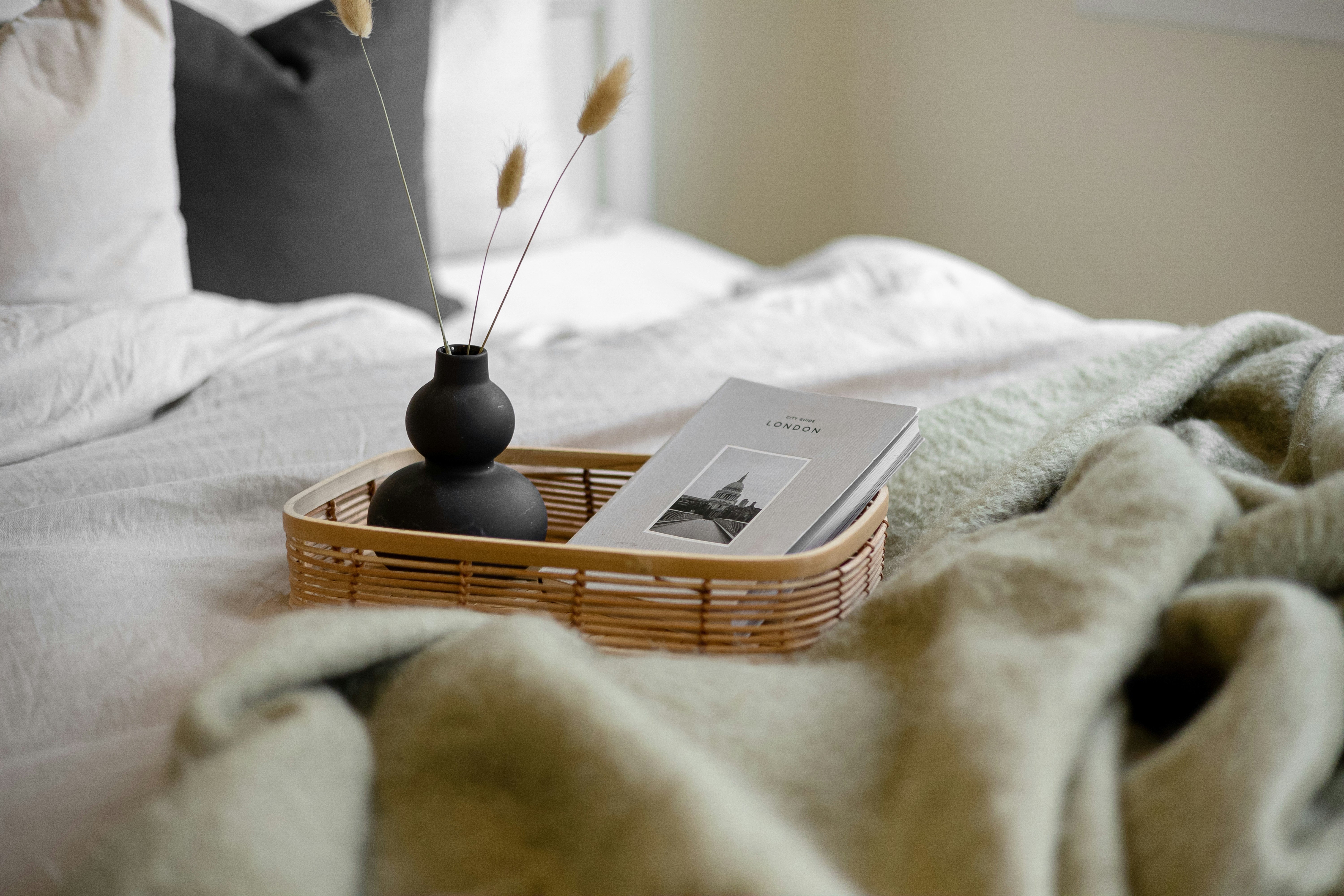Aromatherapy Diffuser for Bedroom Guide: Breathe Better Tonight
