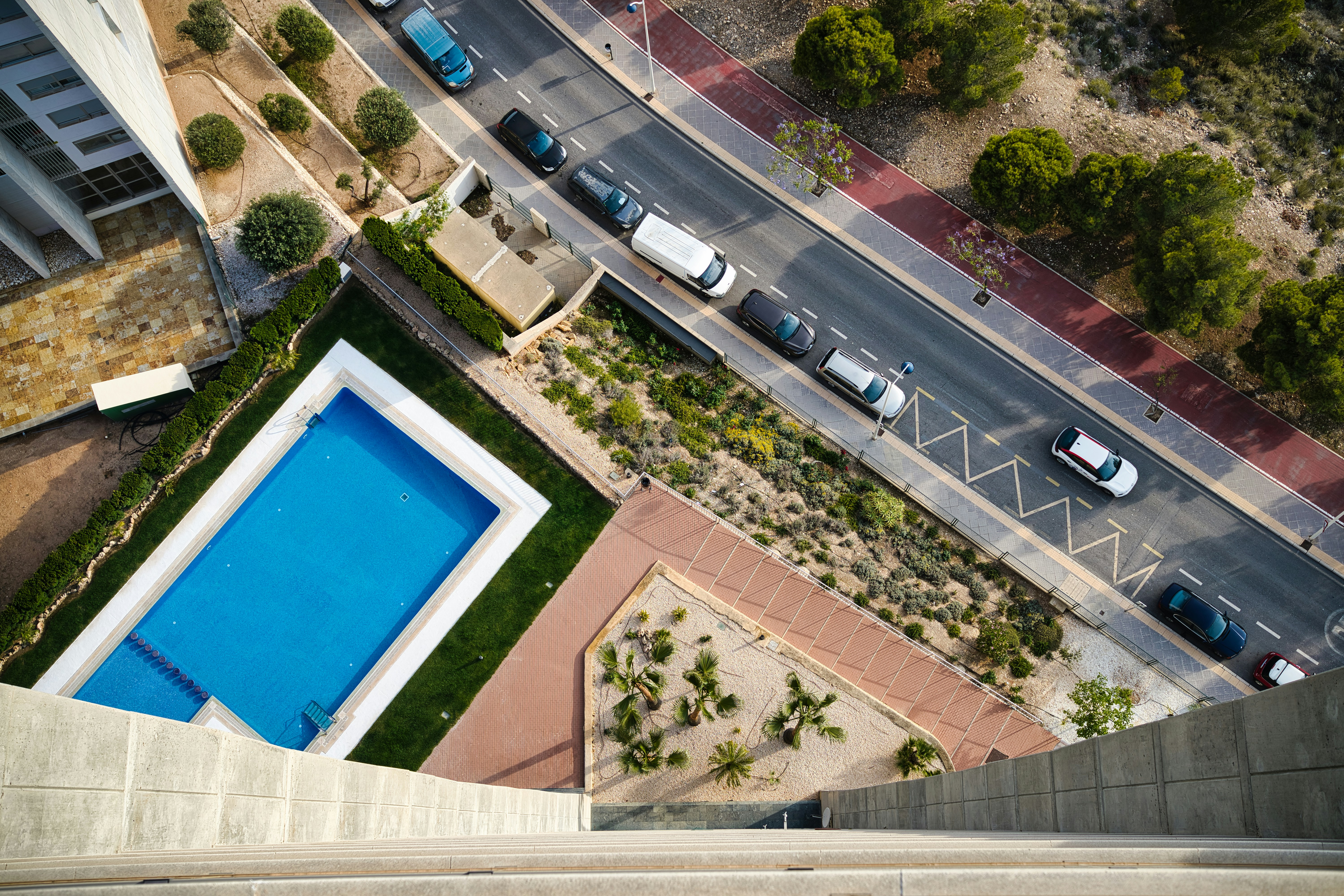 Pool Top View Pictures | Download Free Images on Unsplash