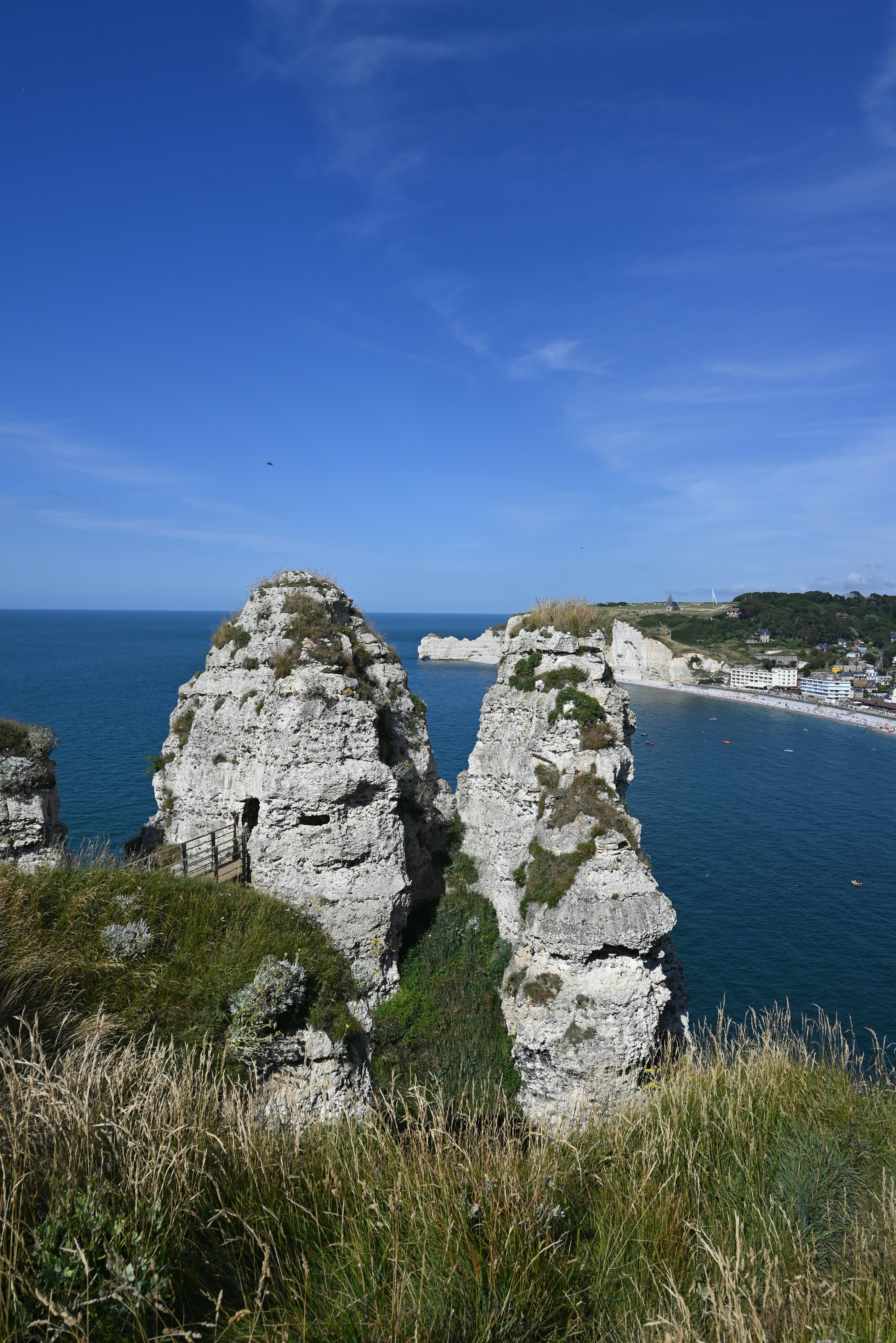 Photo by mortezakhalili