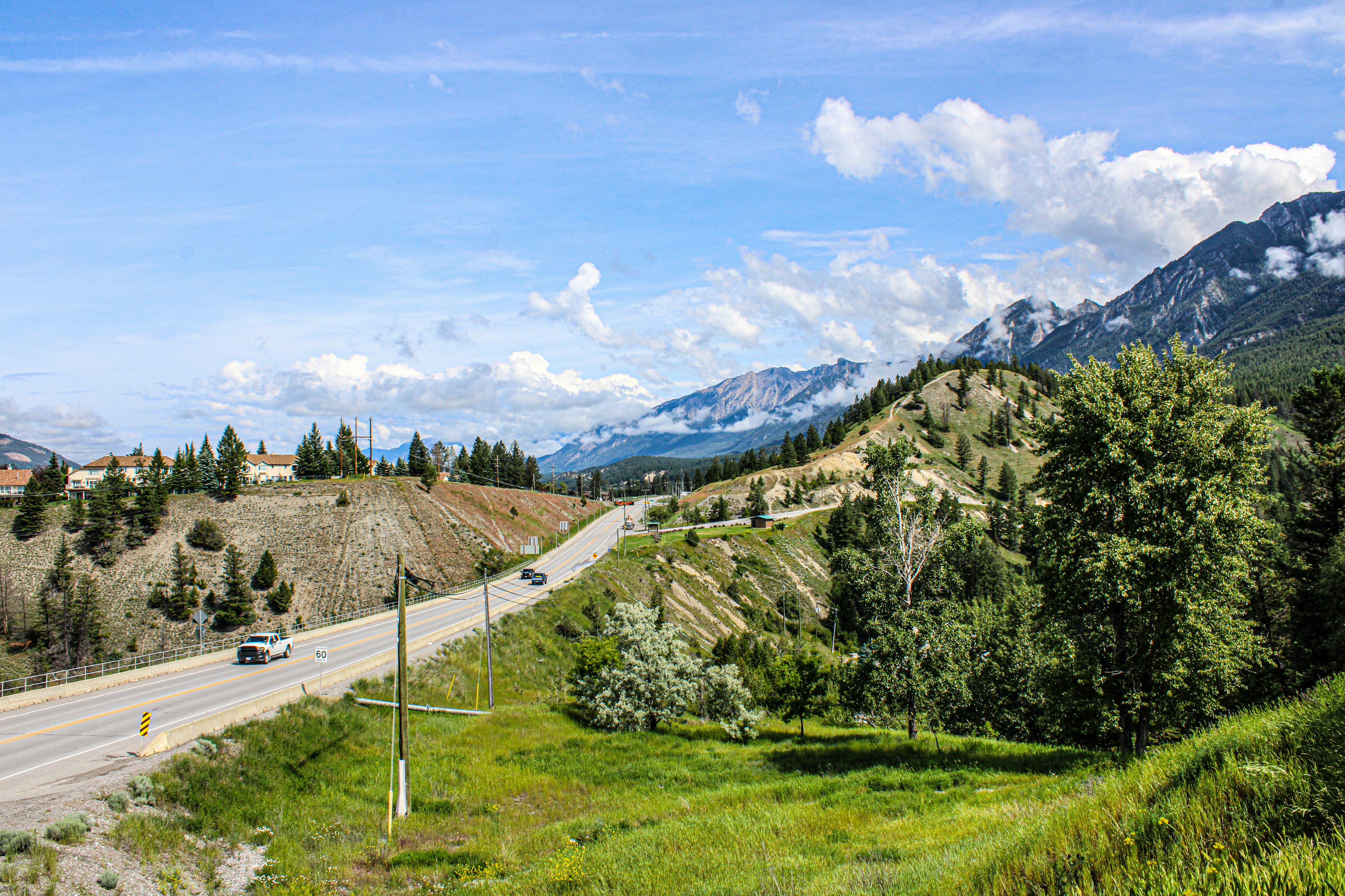 Uncharted Horizons: America's Most Breathtaking Road Trips