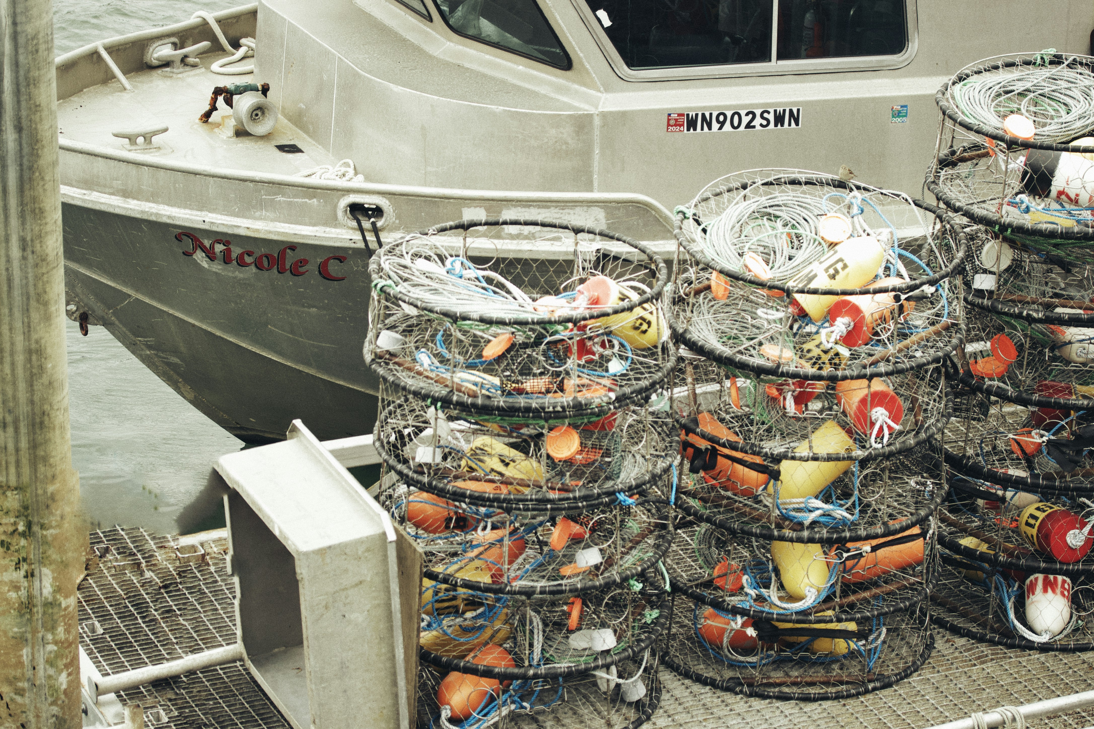Barcos de Pimiento con Atún y Maíz