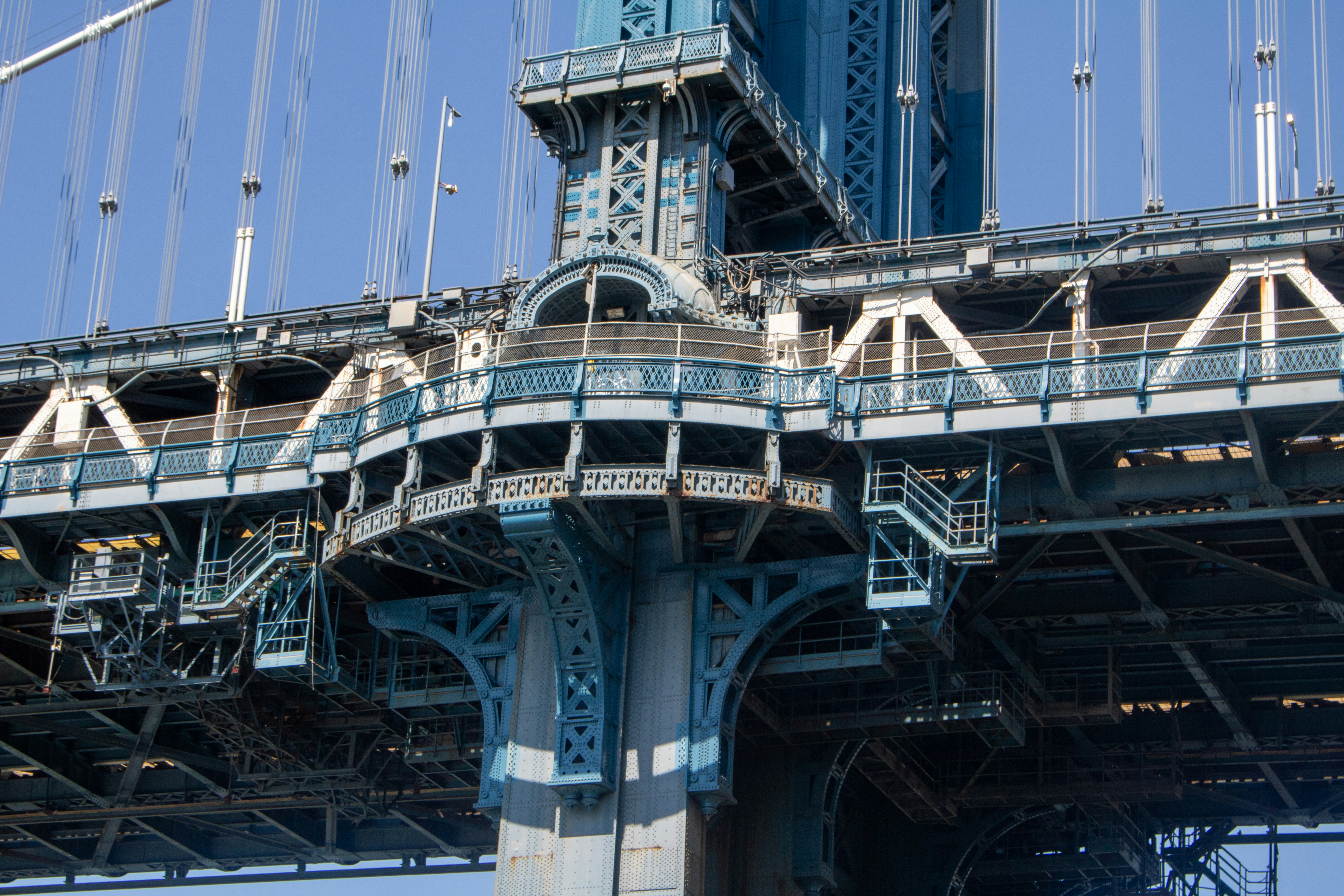 The Difference Between Tools and Infrastructure + Gift(The 10x Money OS)