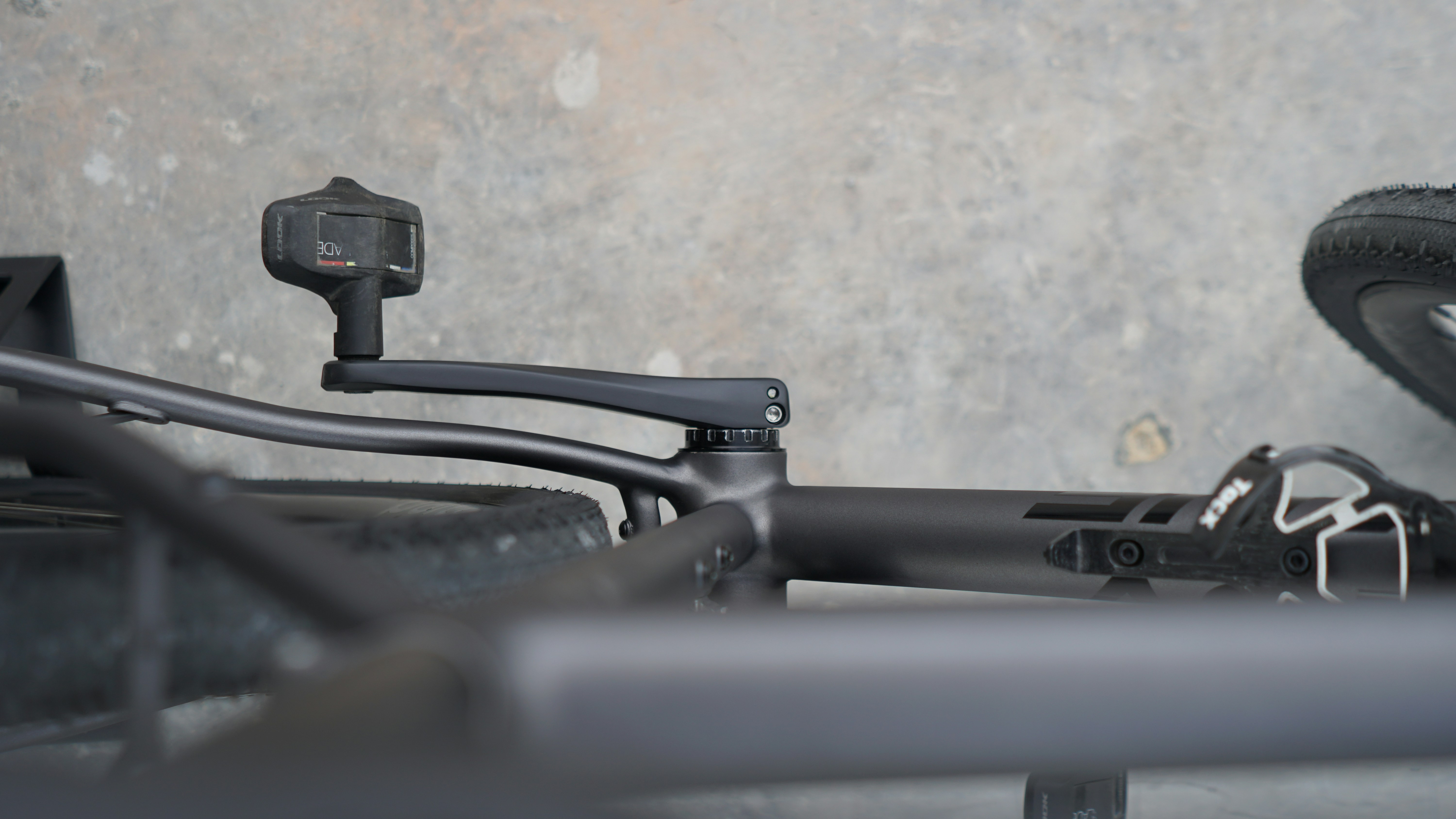 A close up of a bicycle's handlebars and seatposts