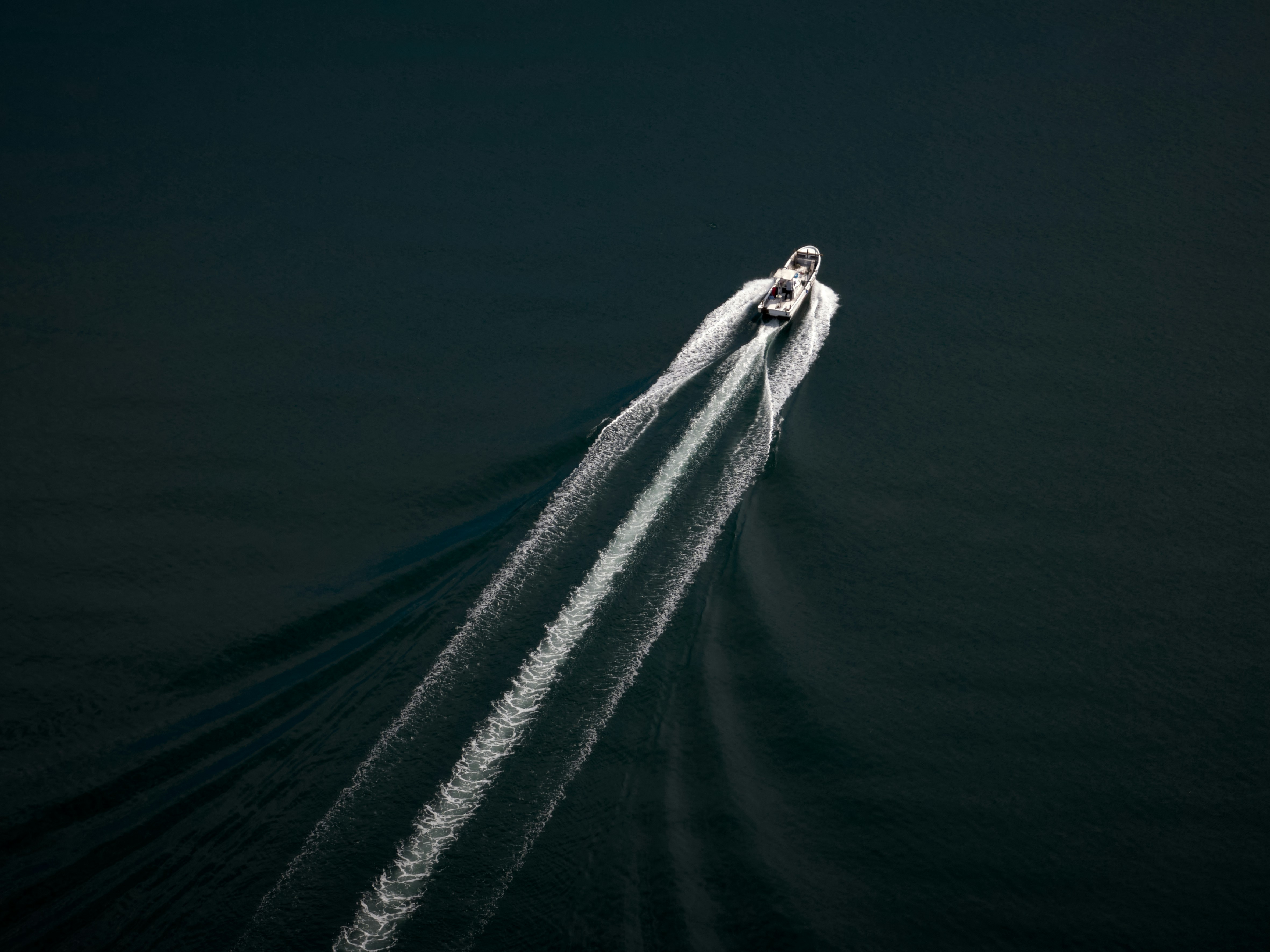 三、美国平板海运进口到香港的具体限制政策