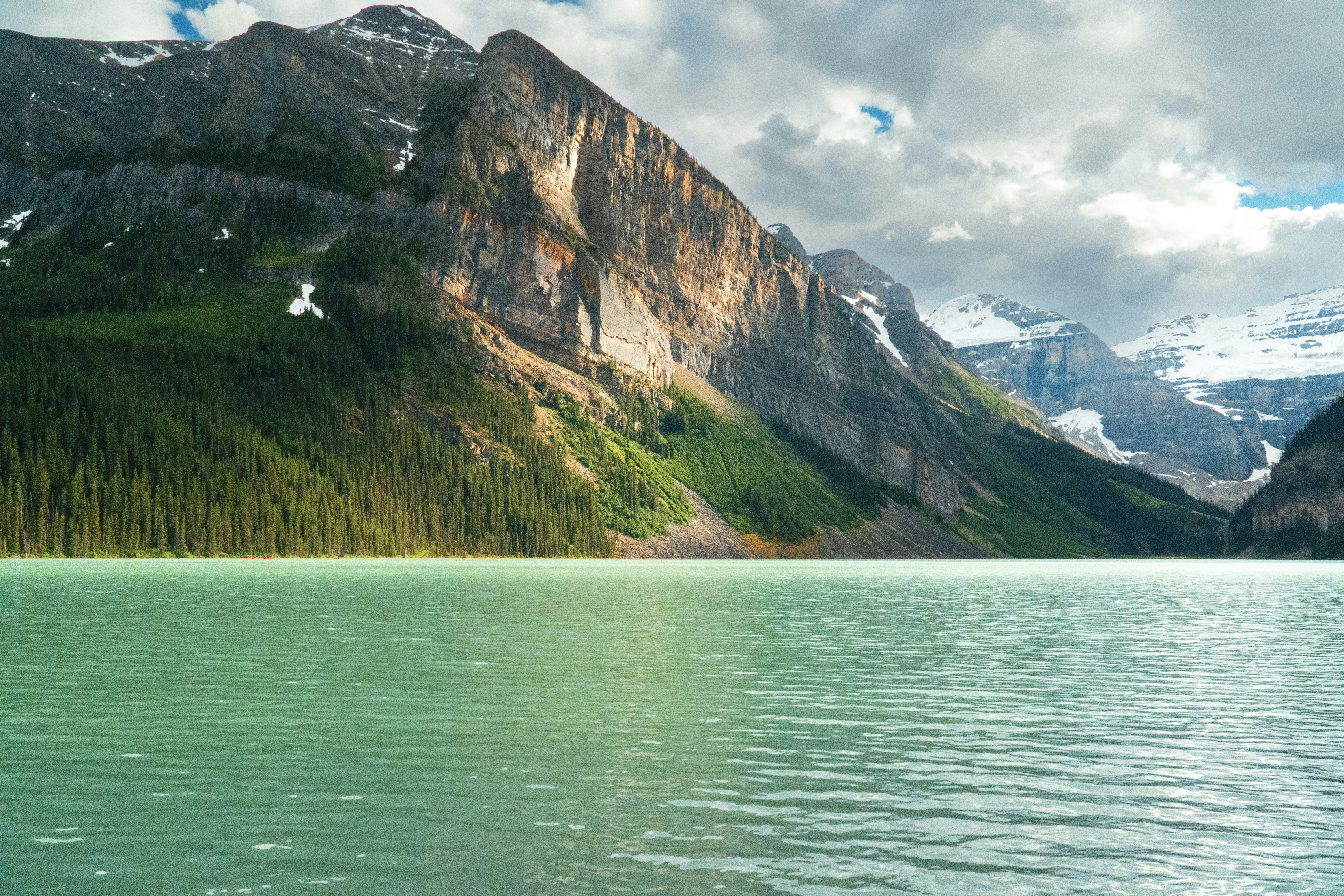 Photo by jewadalnabi