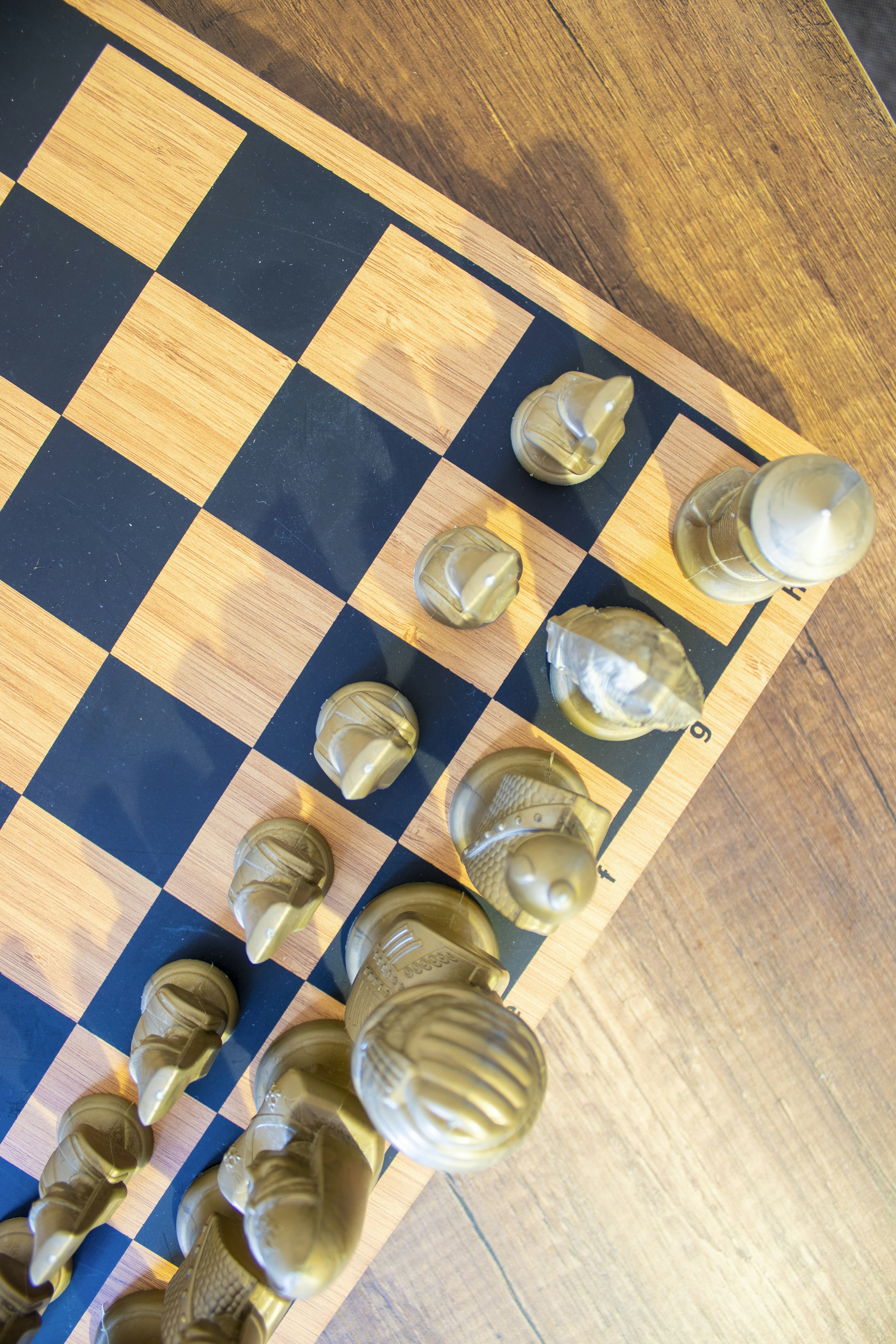 gray computer monitor