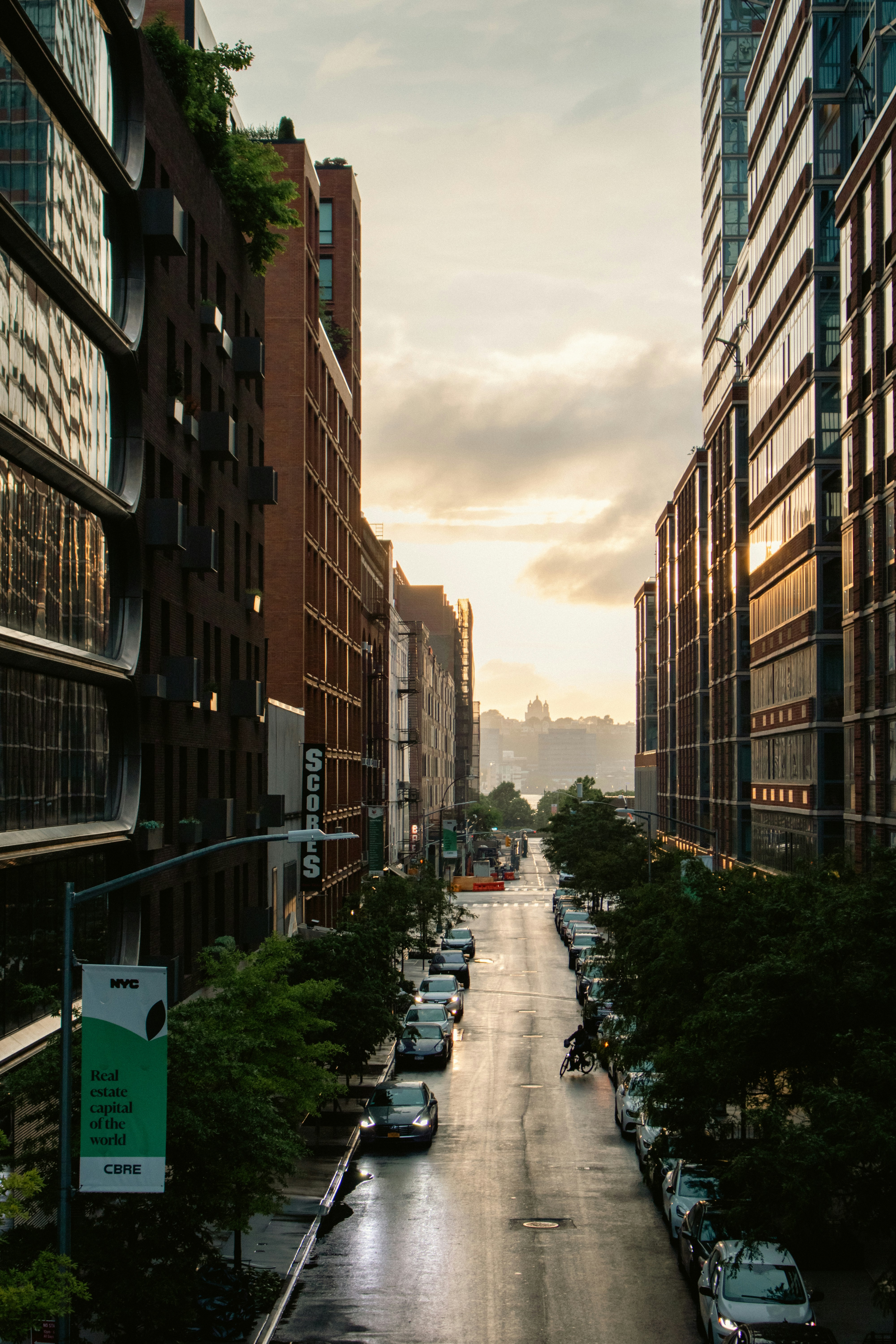 The Chelsea neighborhood photographed from the Highline. It is on the West Side of the borough of Manhattan in New York City. The area's boundaries are roughly 14th Street to the south, the Hudson River and West Street to the west, and Sixth Avenue to the east, with its northern boundary variously described as near the upper 20s or 34th Street, the next major crosstown street to the north. It is a composite of town houses, low-rise apartment buildings, luxury high-rises and trendy attractions like the High Line, the elevated park built atop former railroad tracks.