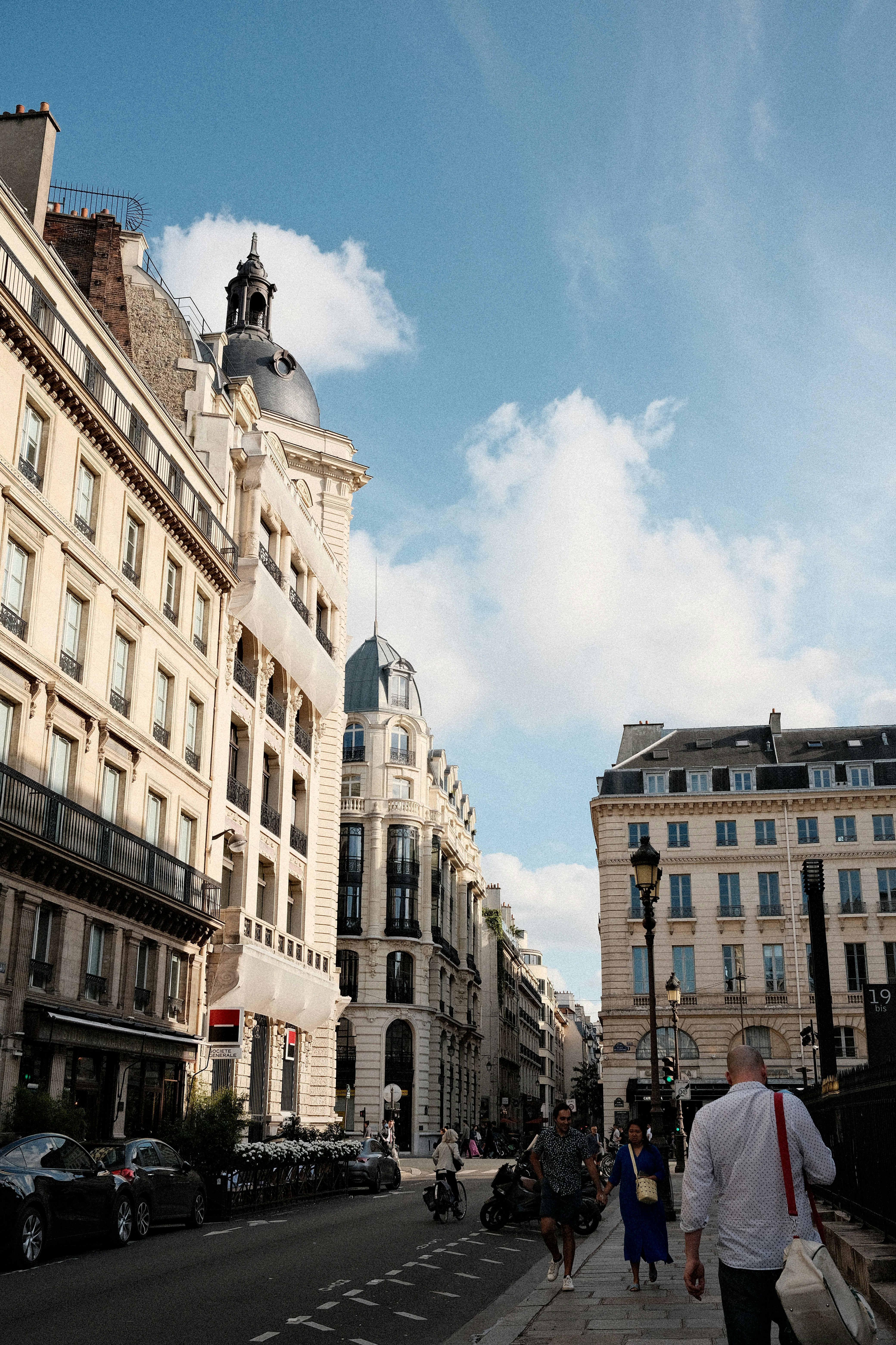 Photo by valentinlacoste