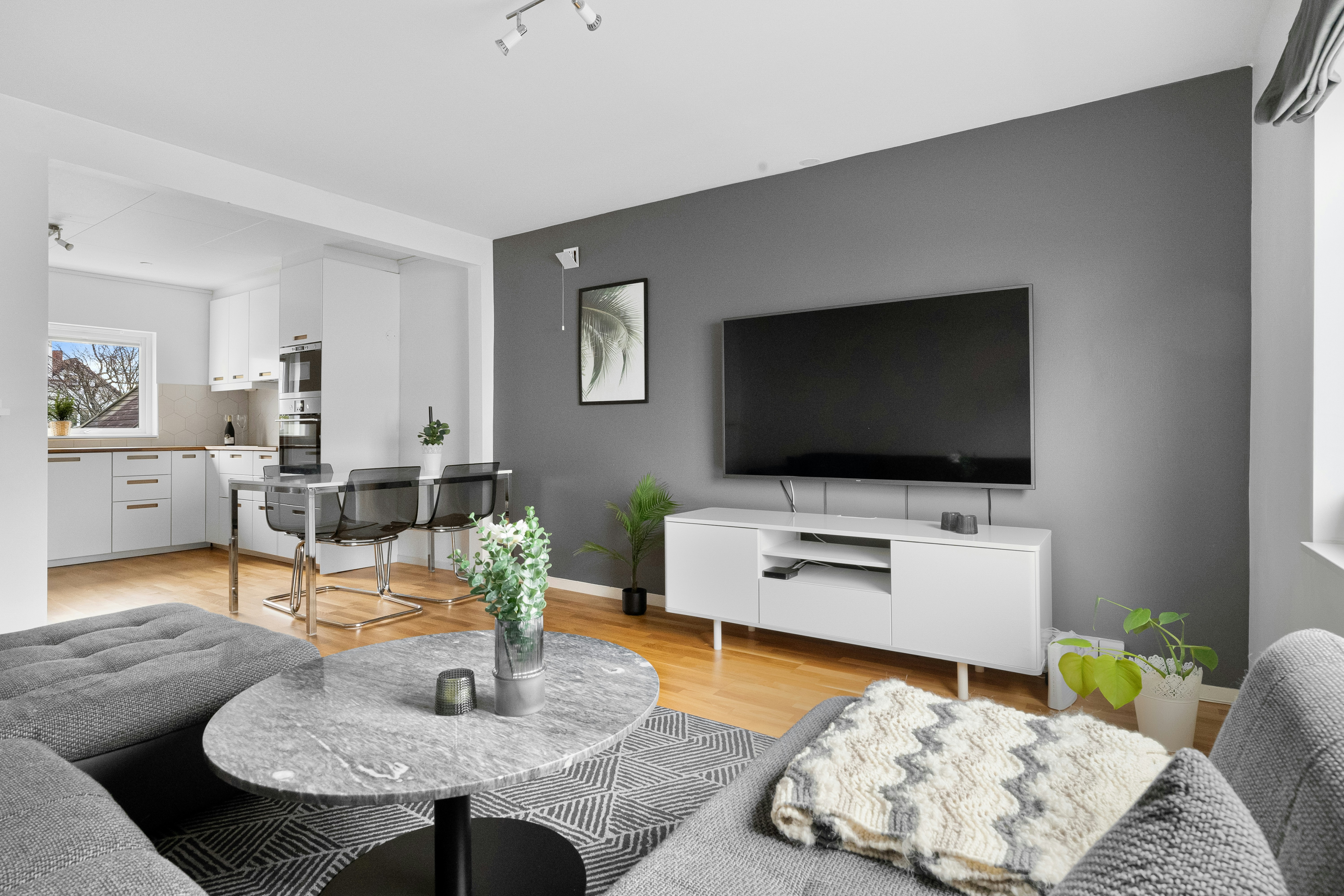 Photo by alextyson195