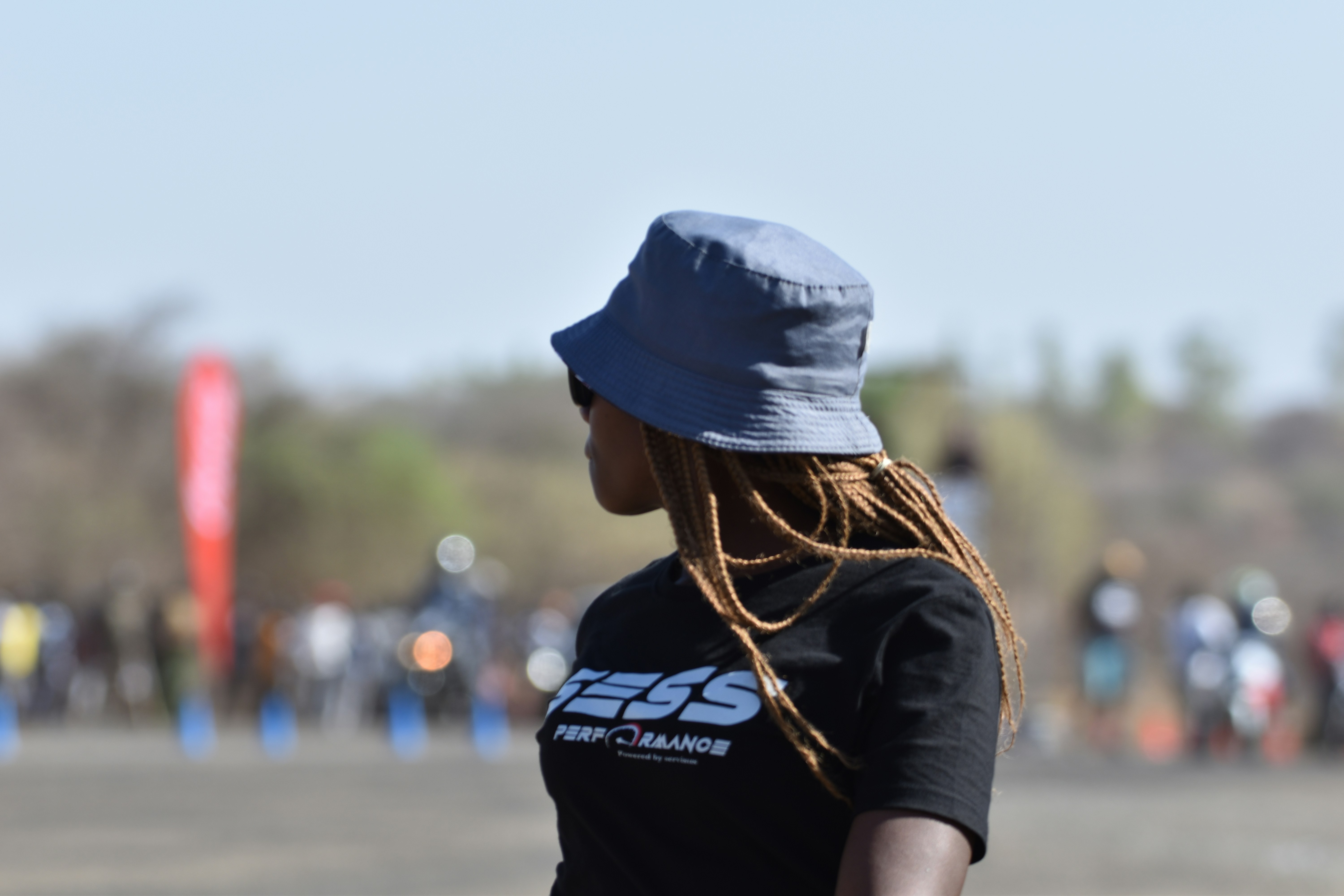 photo-1722384723873-ff803ec00192?ixid=M3wxMjA3fDB8MXxzZWFyY2h8MTF8fGNhcHMlMjBicmFuZGluZyUyMHNlcnZpY2VzJTIwa2VueWF8ZW58MHx8fHwxNzYwMjcwMjQzfDA\u0026ixlib=rb-4.1.0