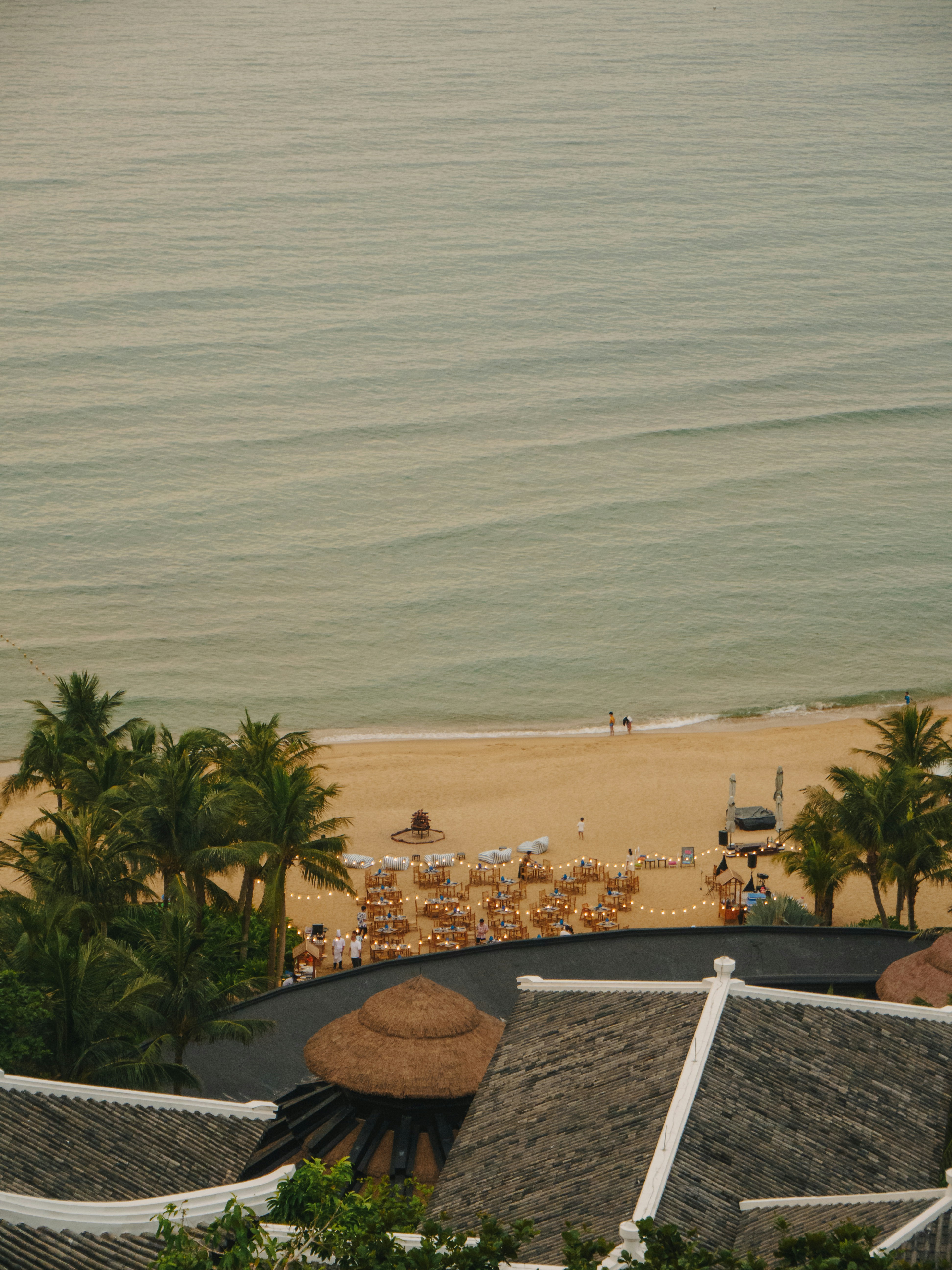 A view of a beach from a high point of view