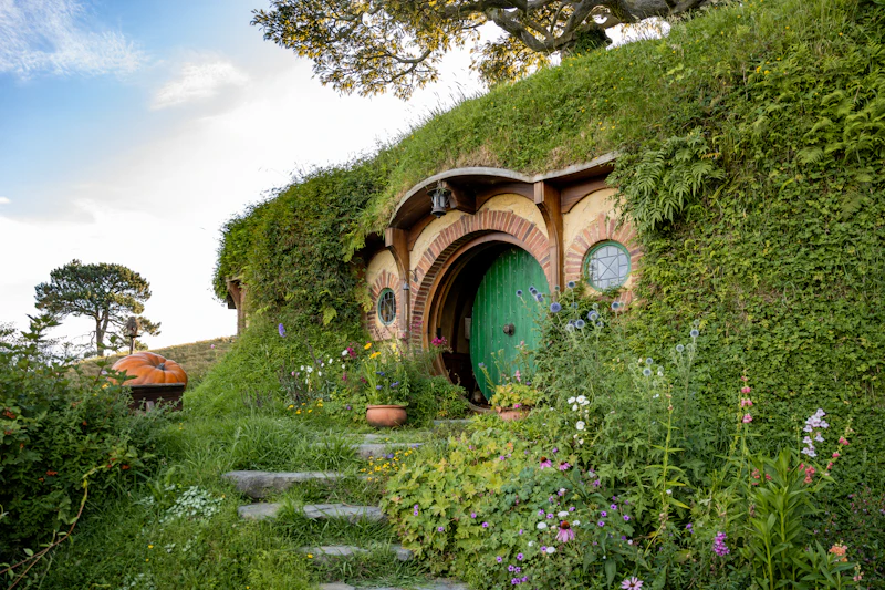 Hobbiton movie set hobbit hole