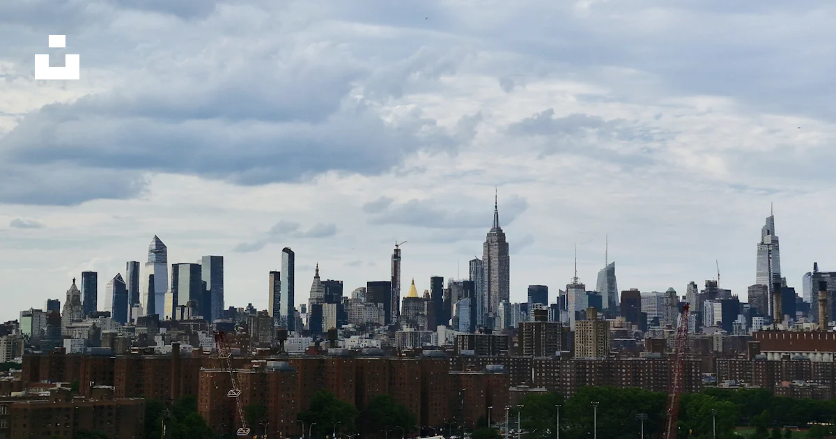 A view of a city from a distance photo – Free Ny Image on Unsplash