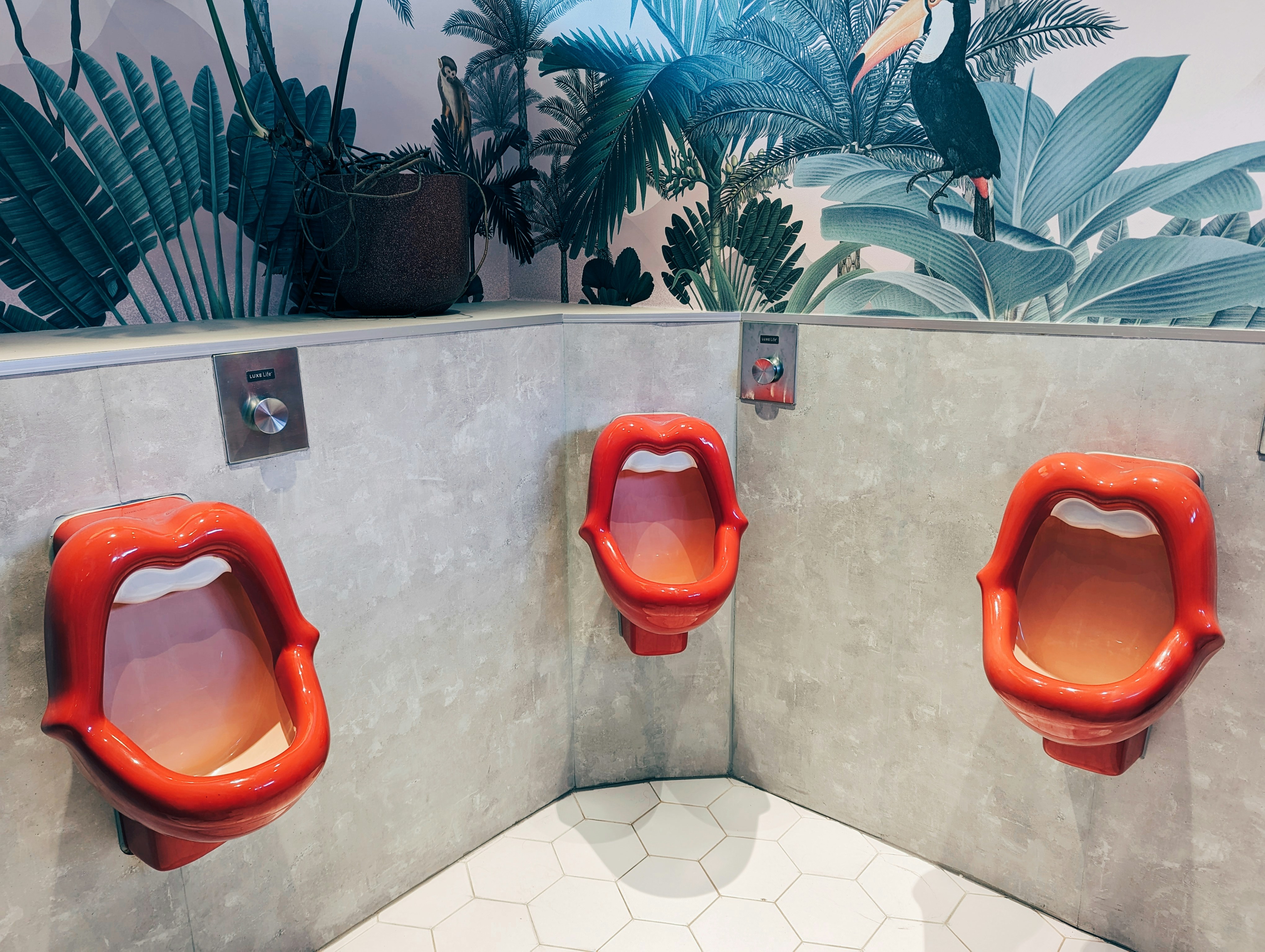 Urinary Pisspositions: Why are we missing the mark?