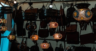 A room filled with lots of hanging lights