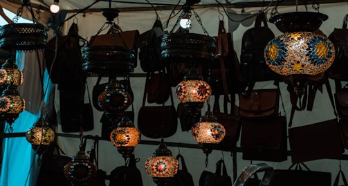 A room filled with lots of hanging lights