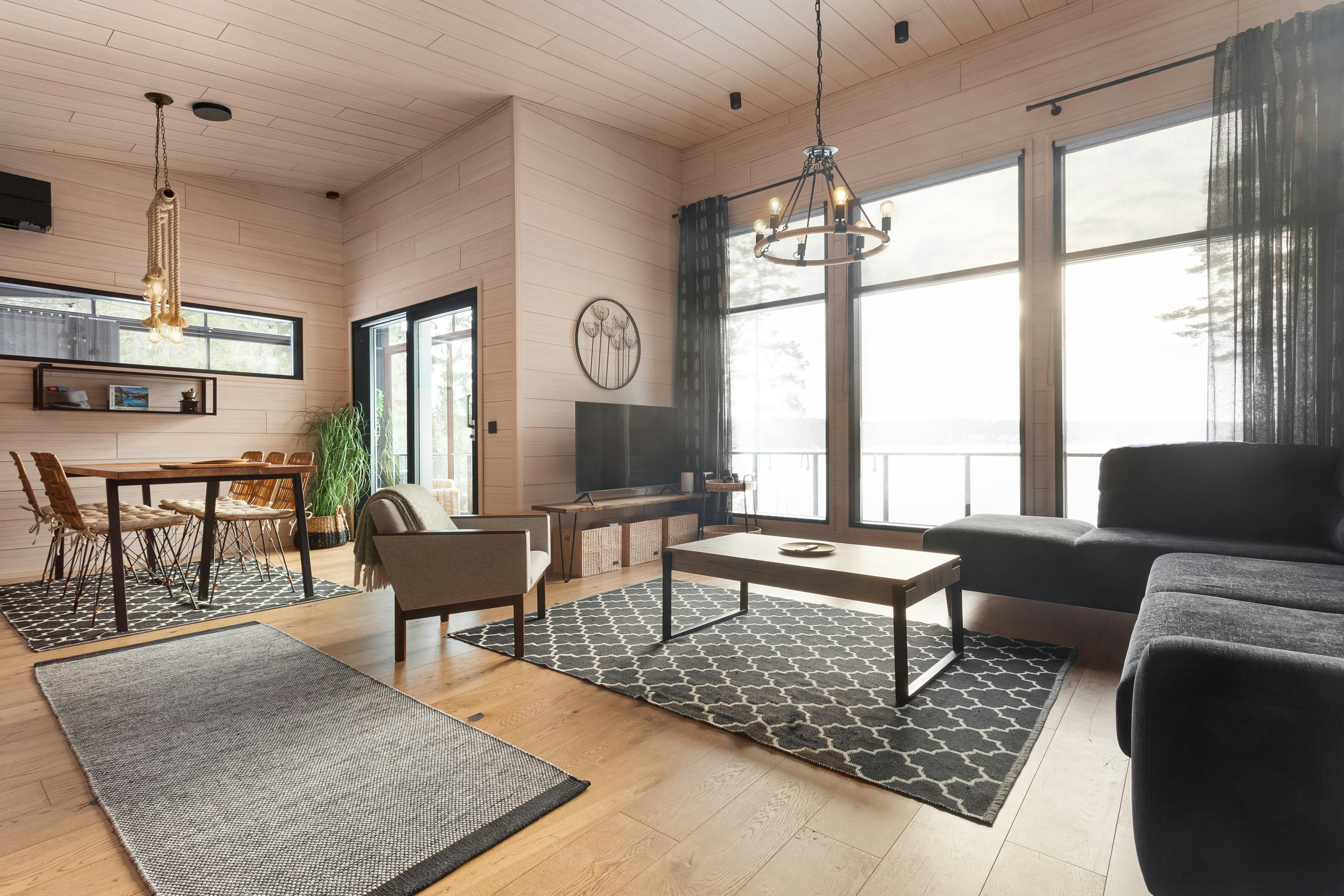 Photo by alextyson195