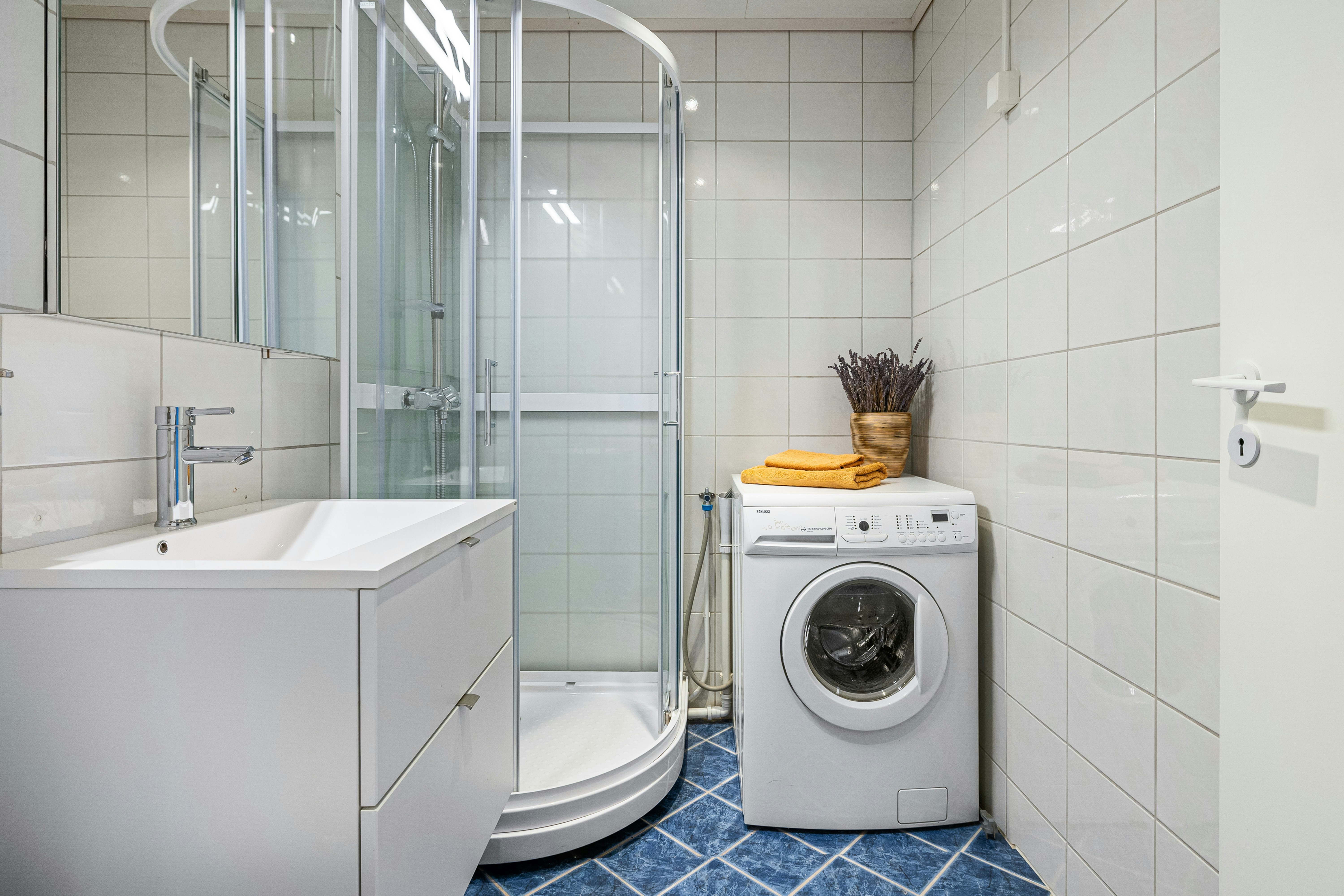 Photo by alextyson195