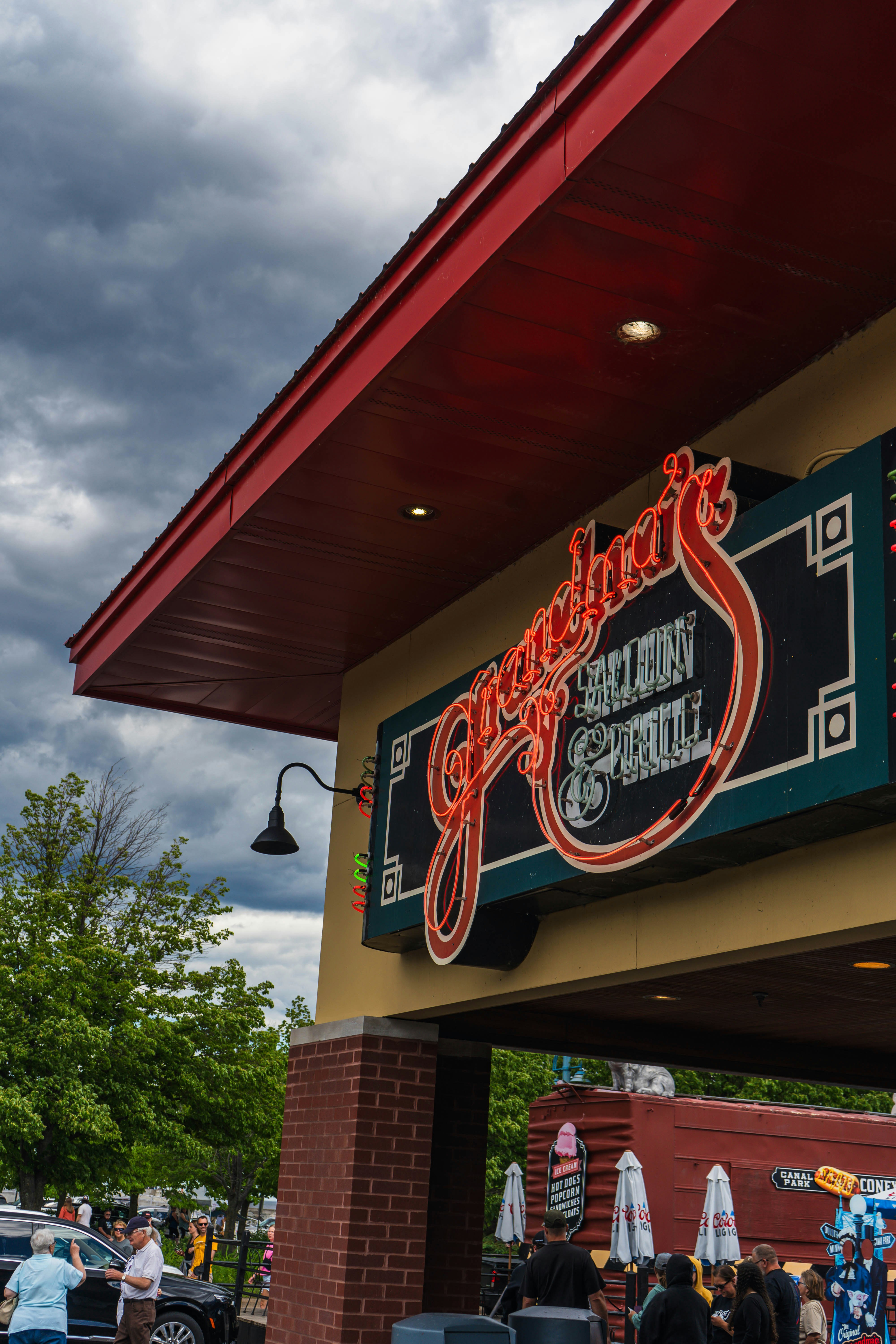 Photo by findenmarketing