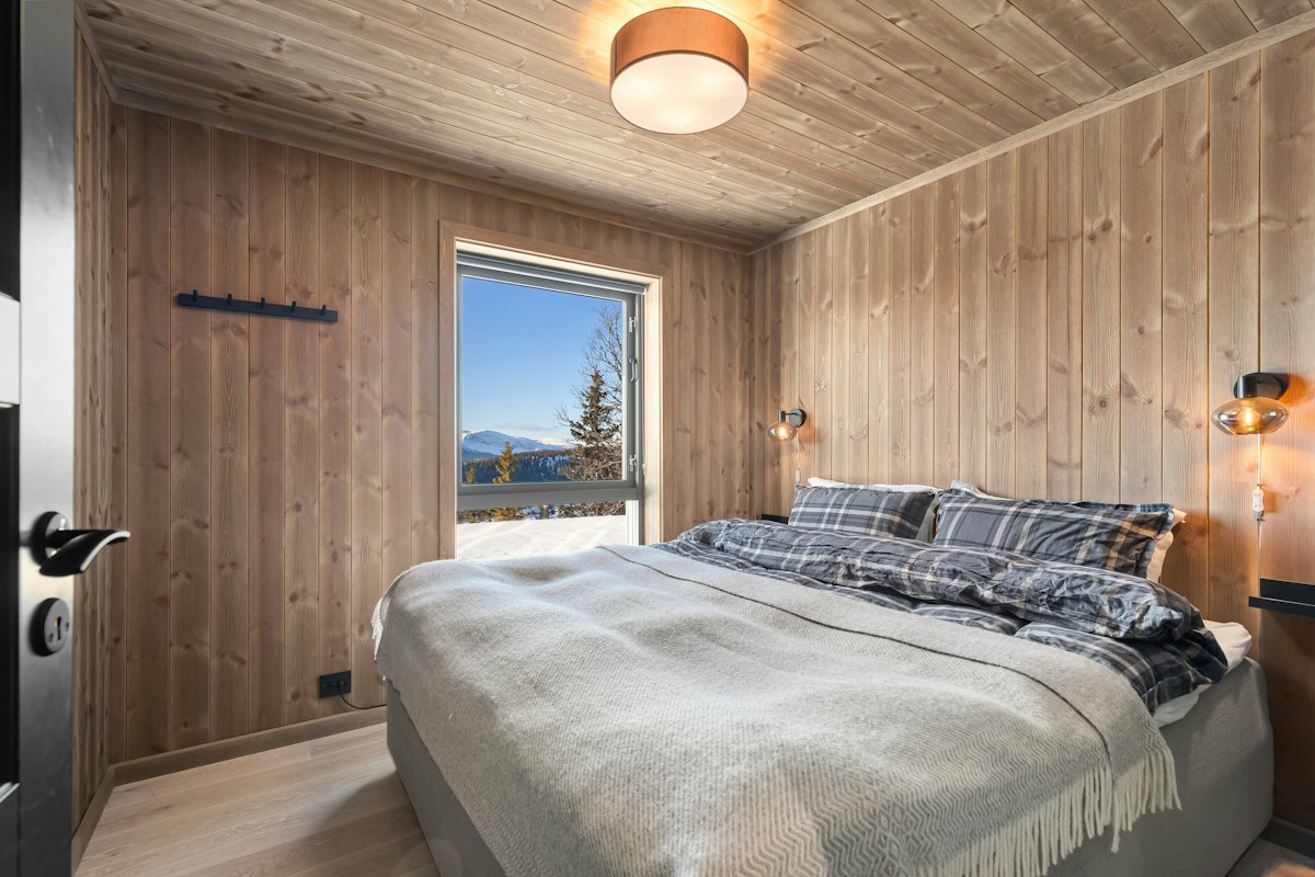 Freshly cleaned room at the sample Whistler chalet