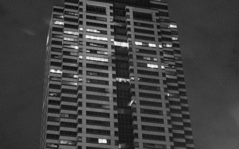 Indianapolis skyline with monument