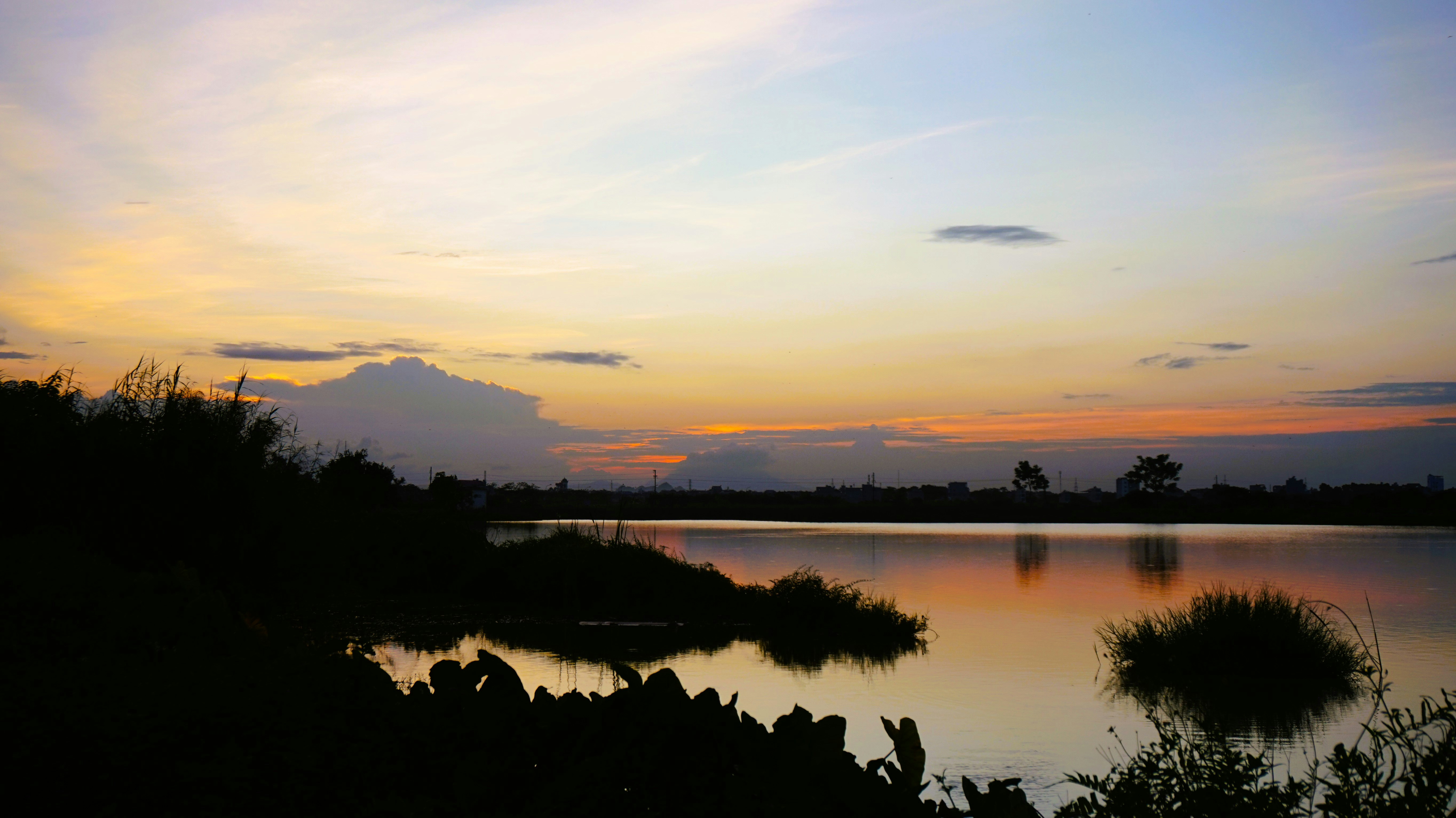 Imágenes de Luz De La Tarde | Descarga imágenes gratuitas en Unsplash, image size:3000x1685
