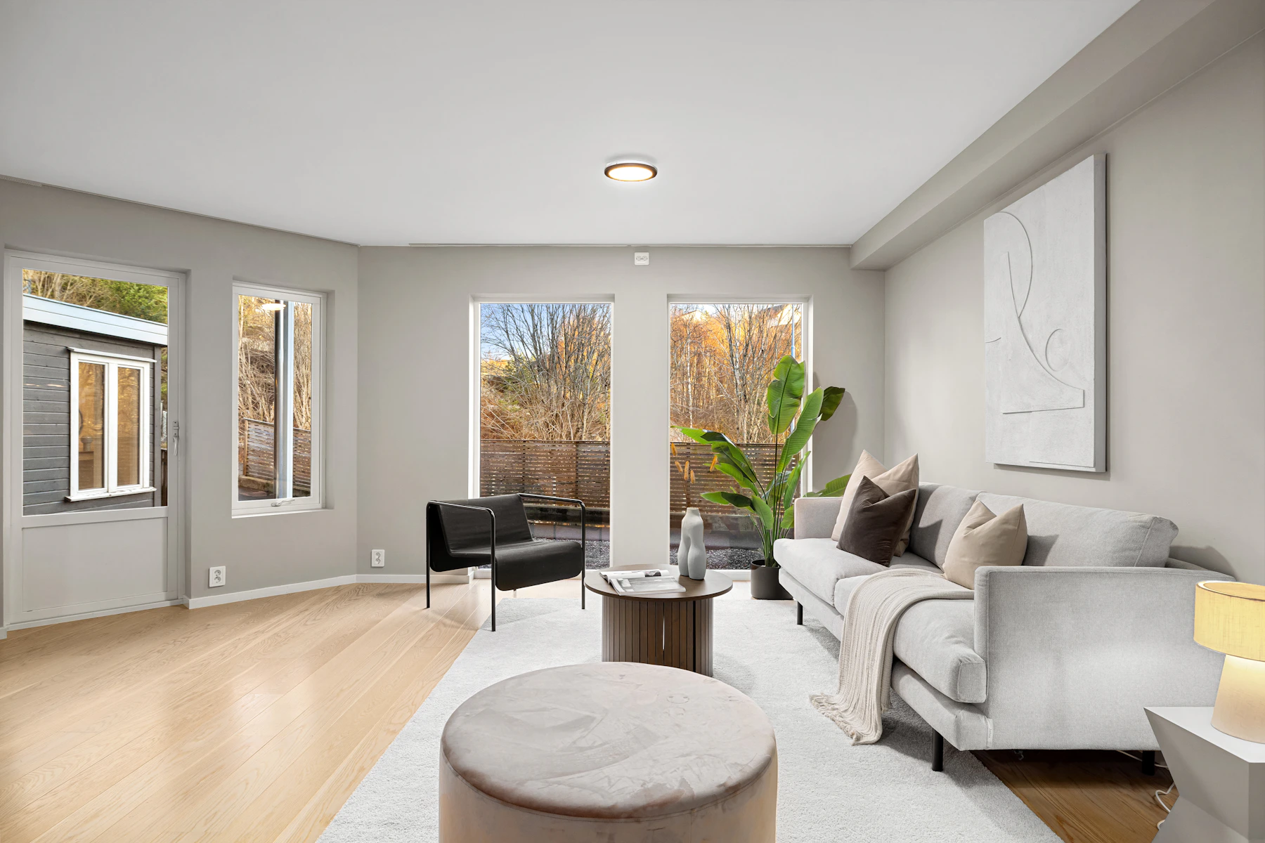 Bright modern living room for home-buying research