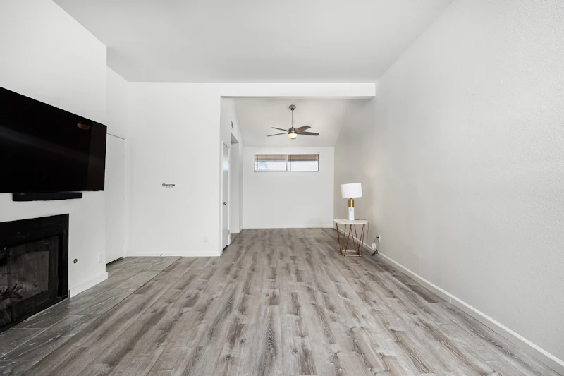 Piso PVC gris ceniza