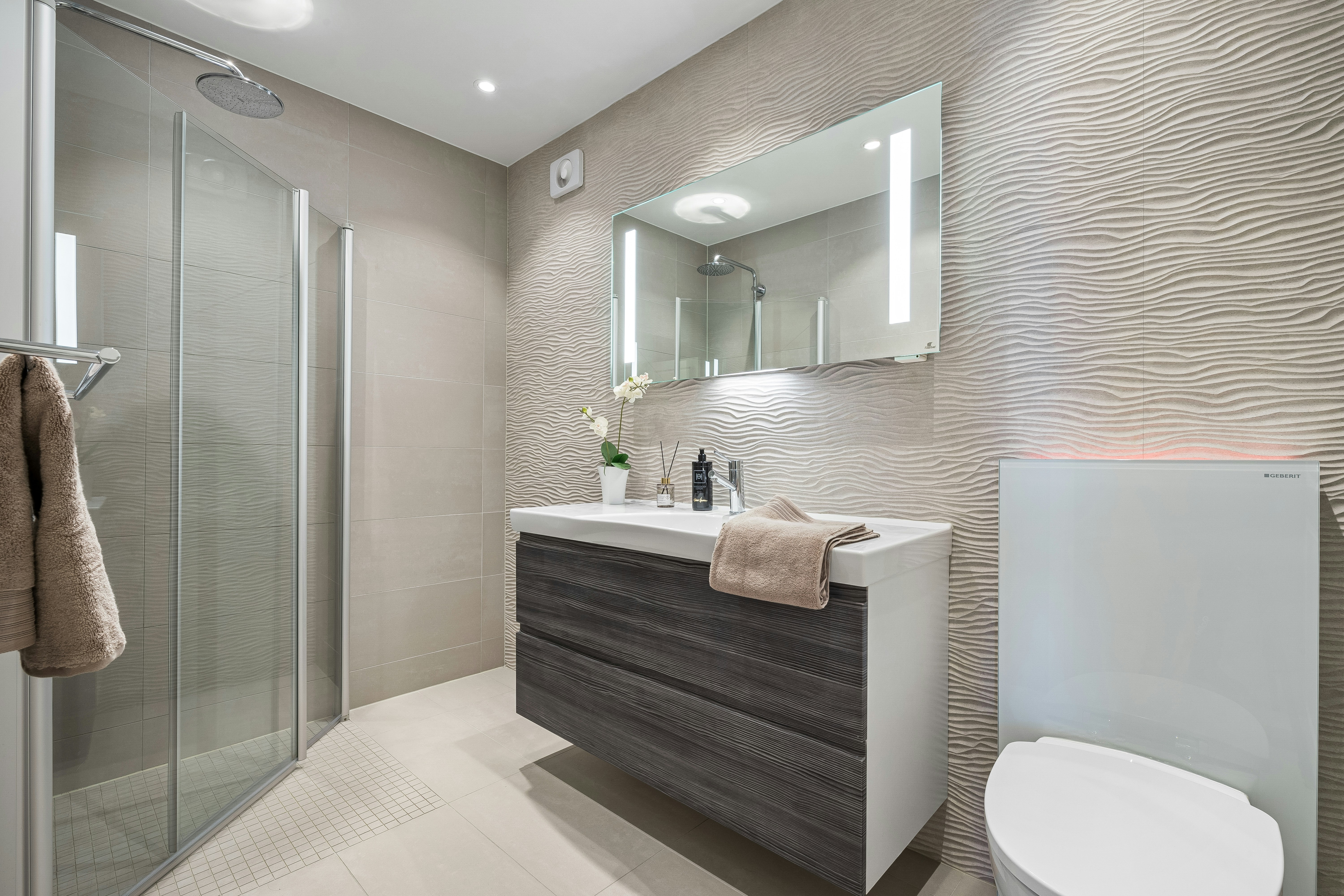 Photo by alextyson195