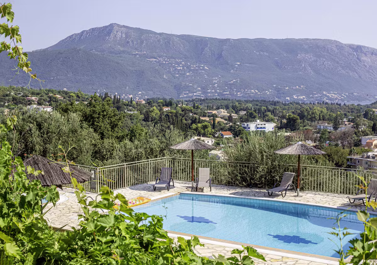 Lumineux chalet avec jardin à Castellar — Cabane · Castellar, Provence