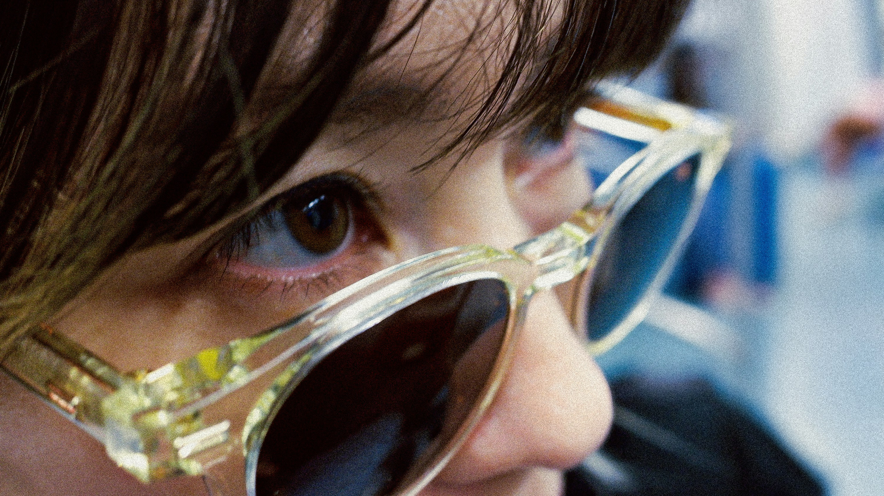 A close up of a person wearing sunglasses photo – Free Beijing airport ...