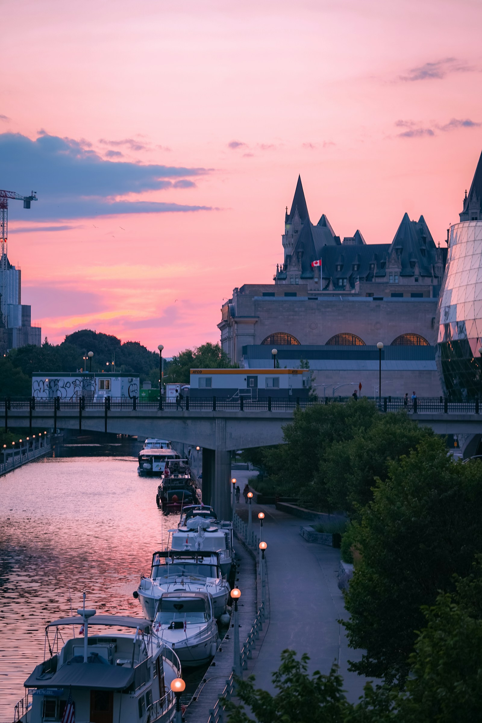 Best Places to Watch the Sunset in Ottawa (2026 Local Guide)