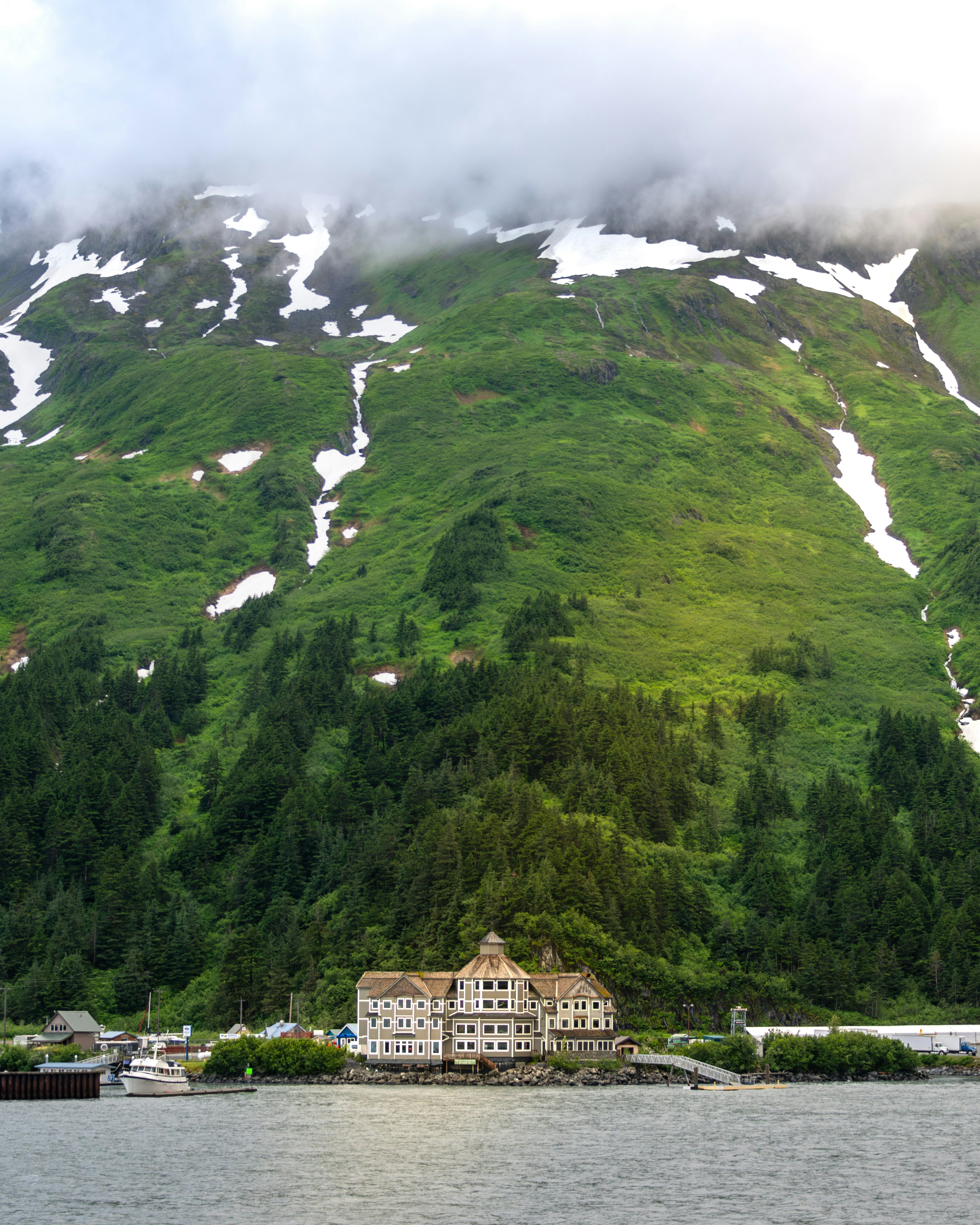 9 Adventure Hotels With Eco-Lodges Near Nature Trails