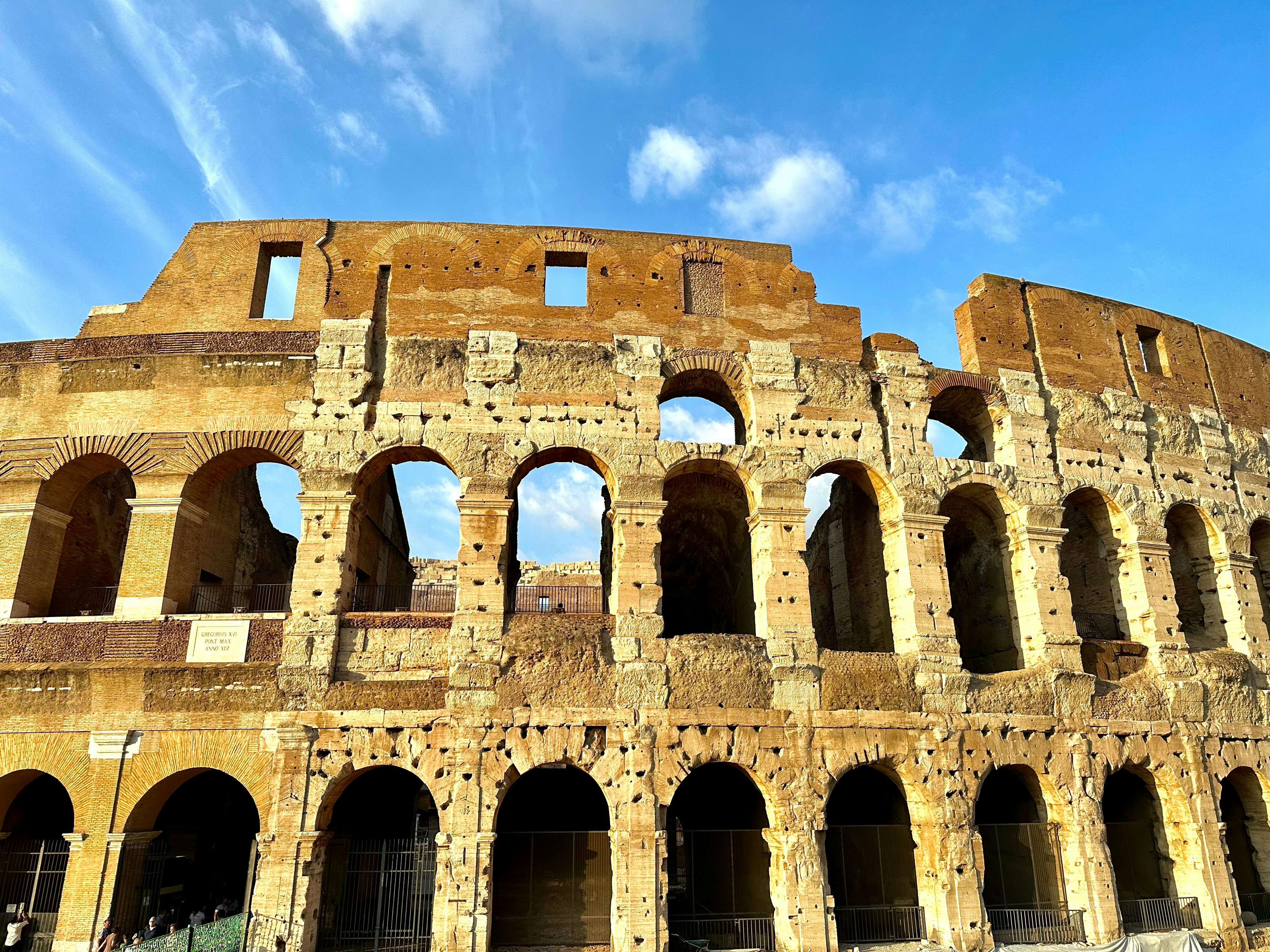 Photo by maximilian_brand