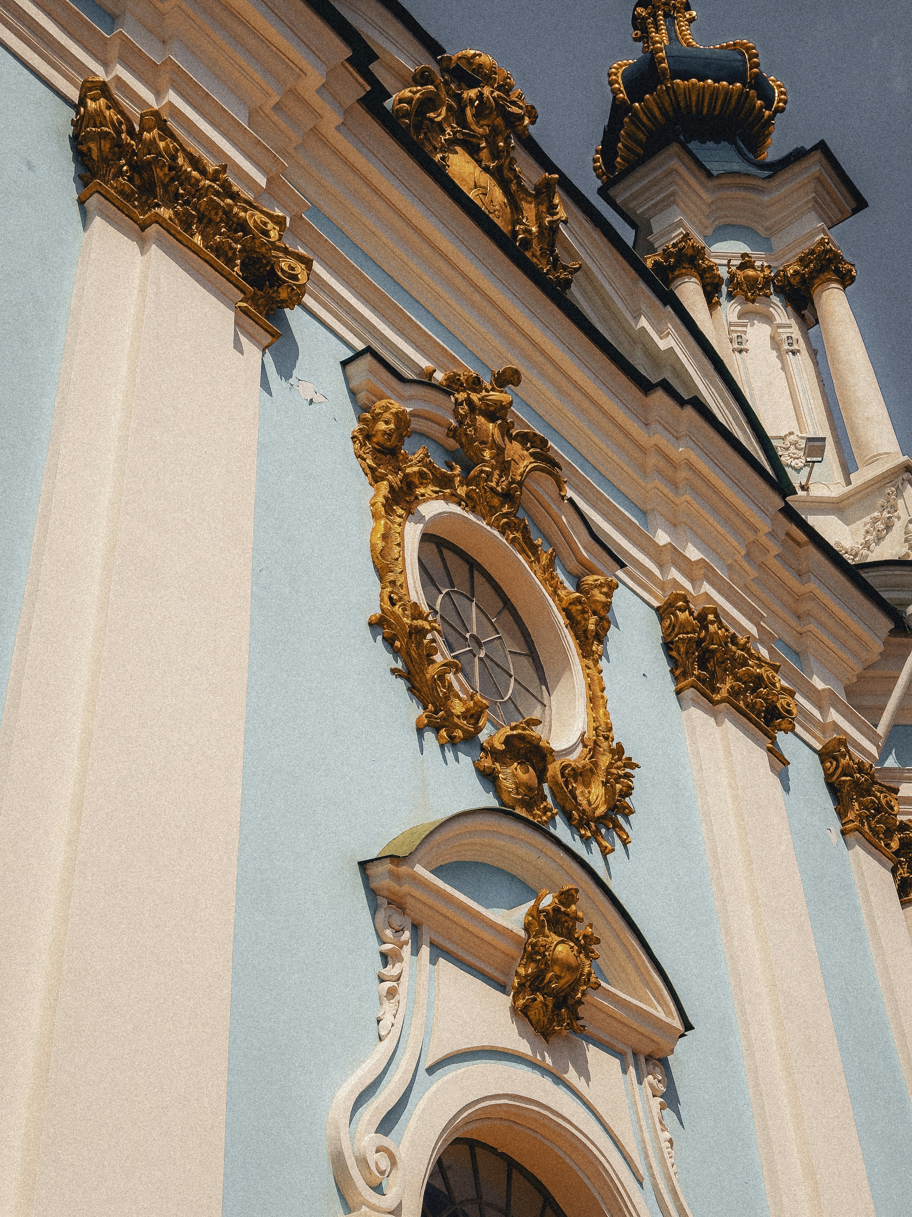 Photo by allenboguslavsky