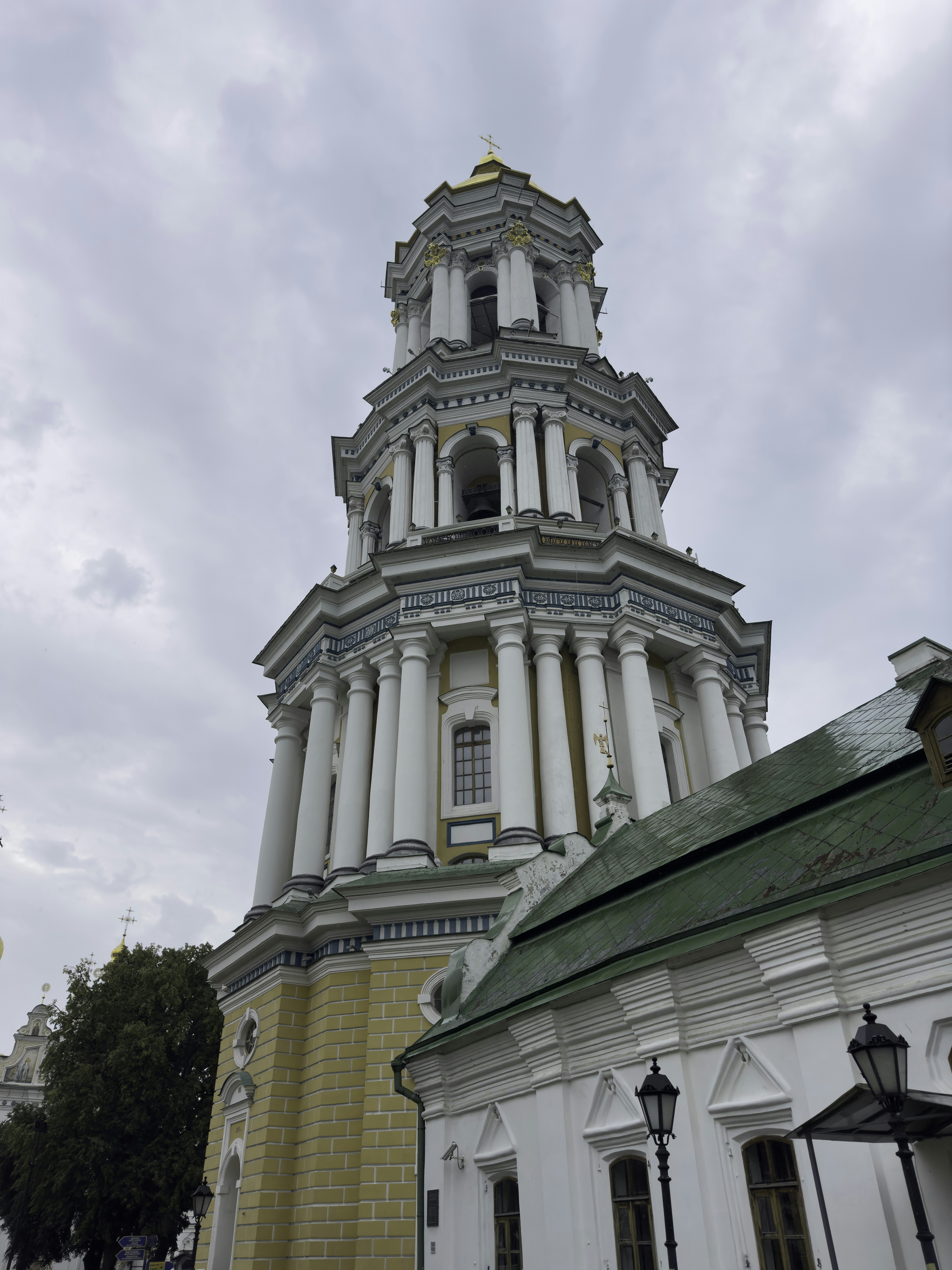 Photo by allenboguslavsky