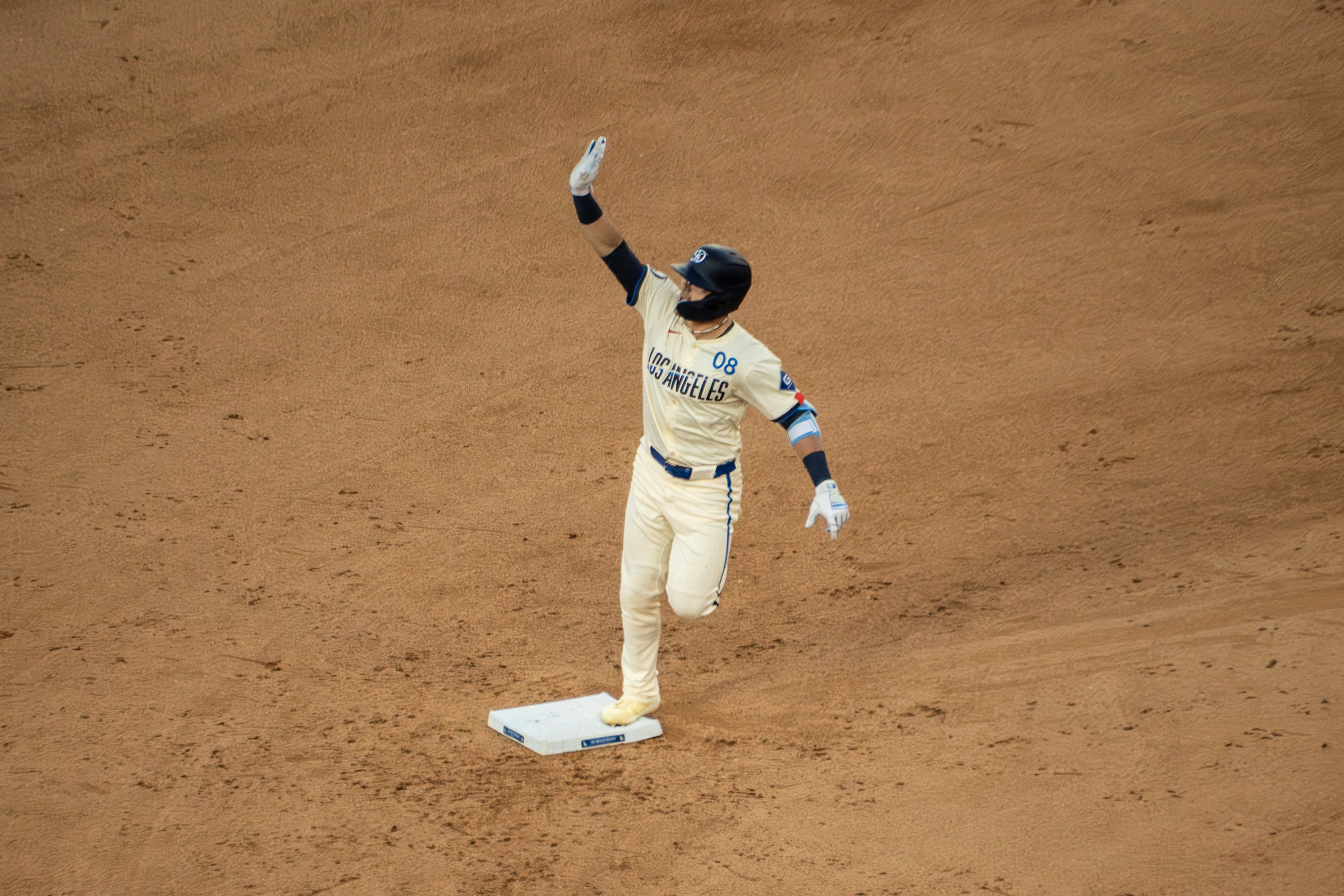 Capital One Leads Brands Banking On Baseball Ads