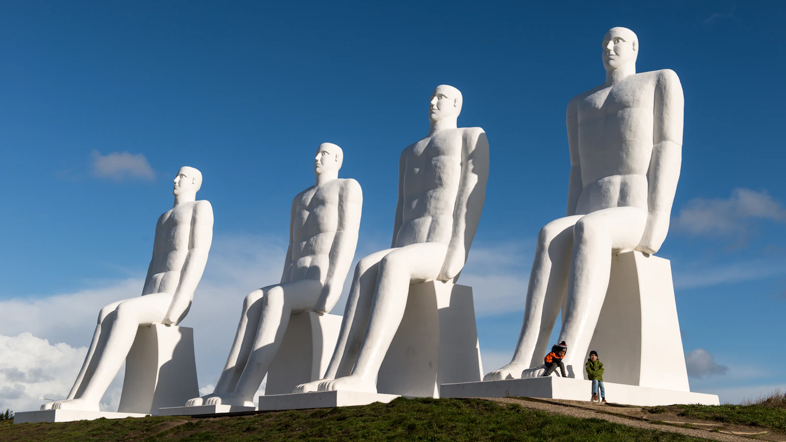 man meets the sea esbjerg