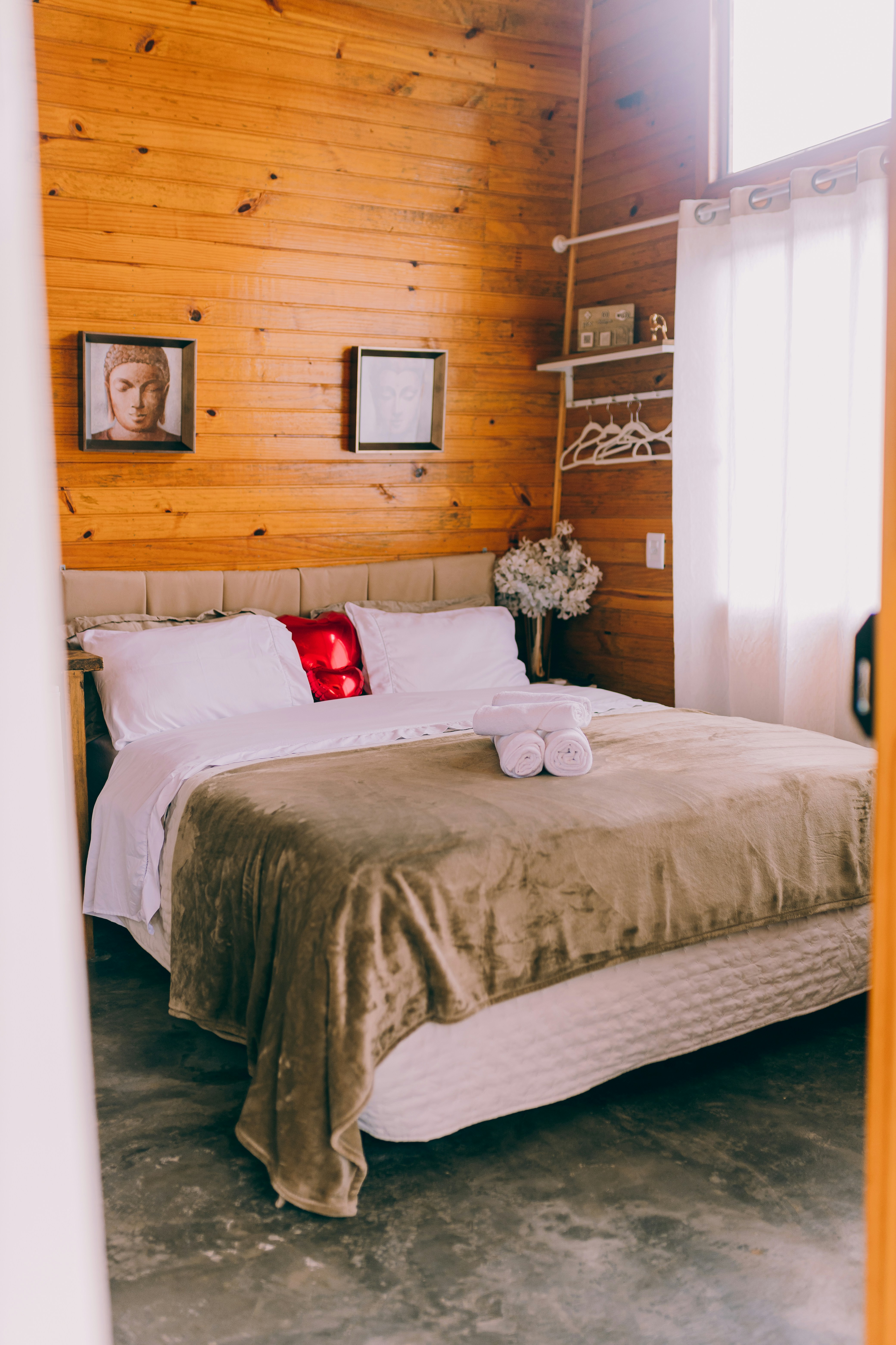 Photo by alexandermassph