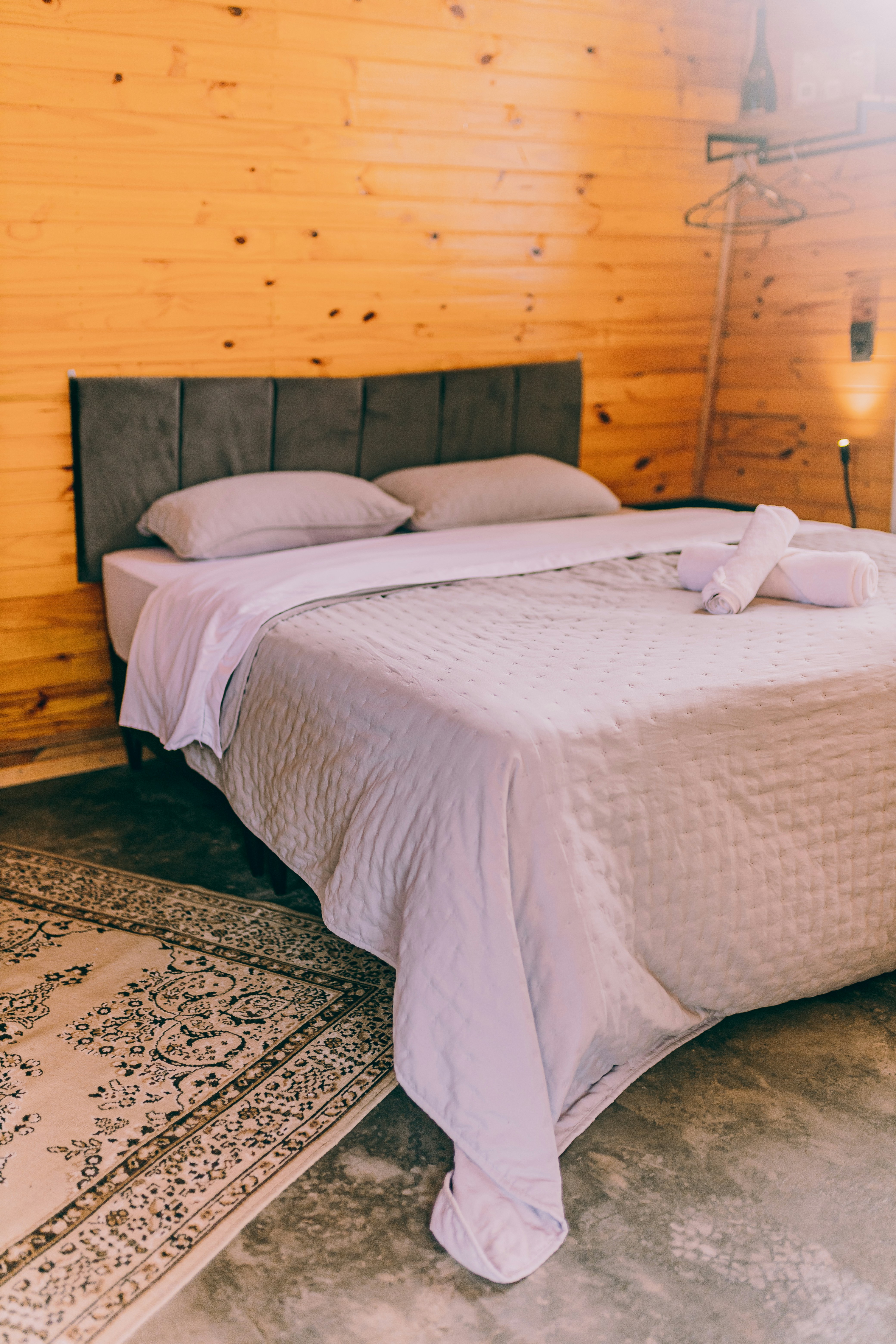 Photo by alexandermassph