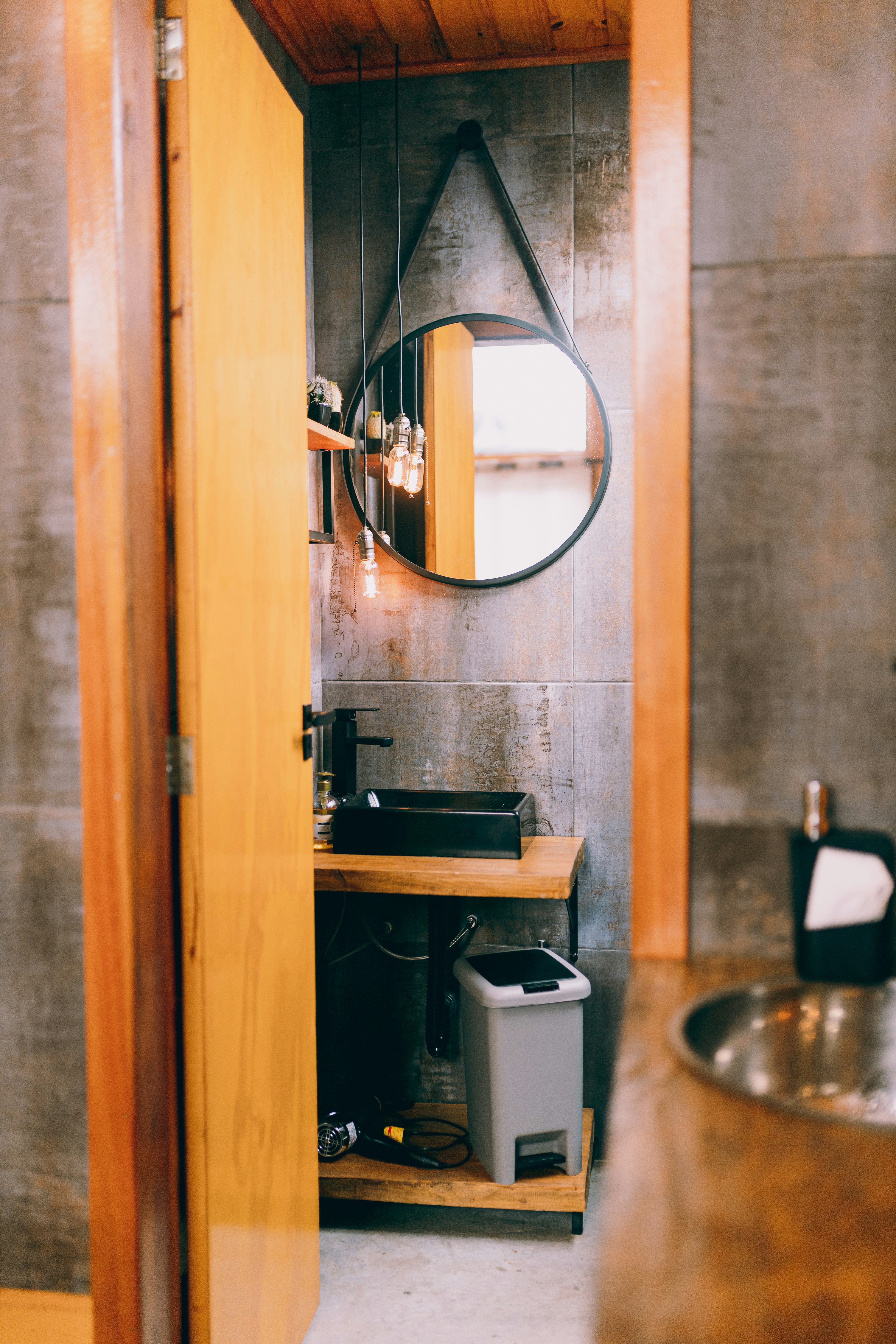 Photo by alexandermassph