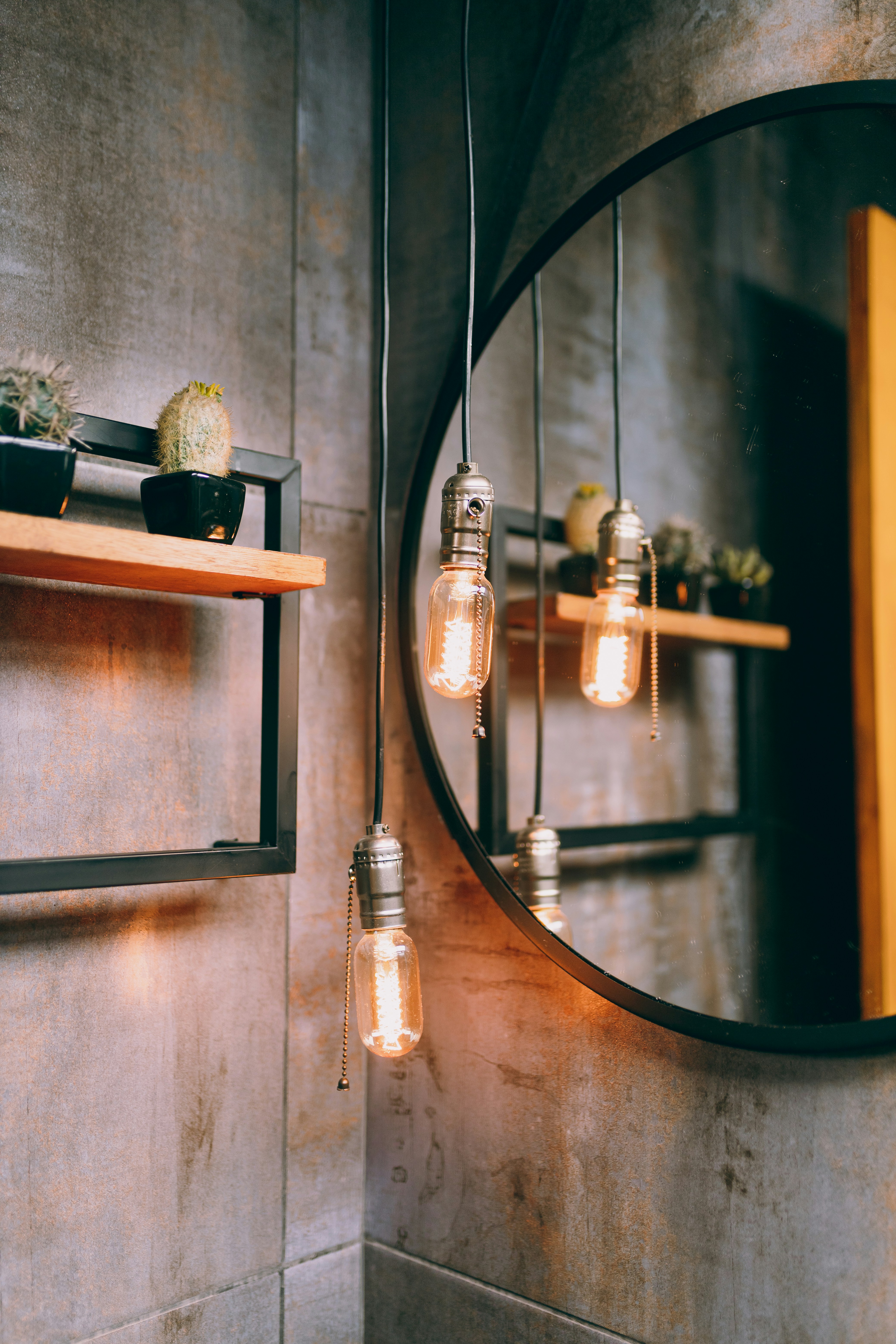 Photo by alexandermassph